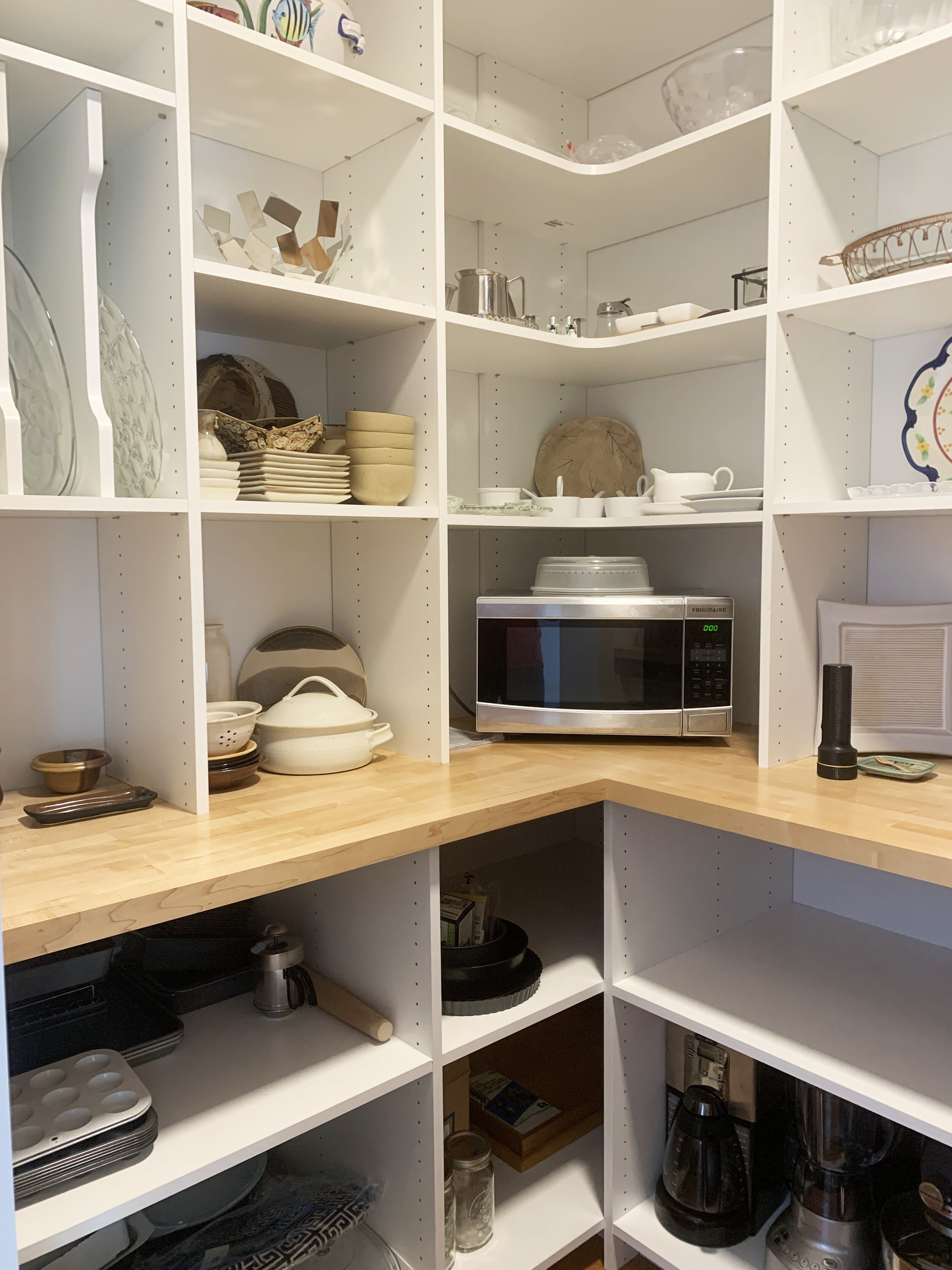 bay view heights.pantry