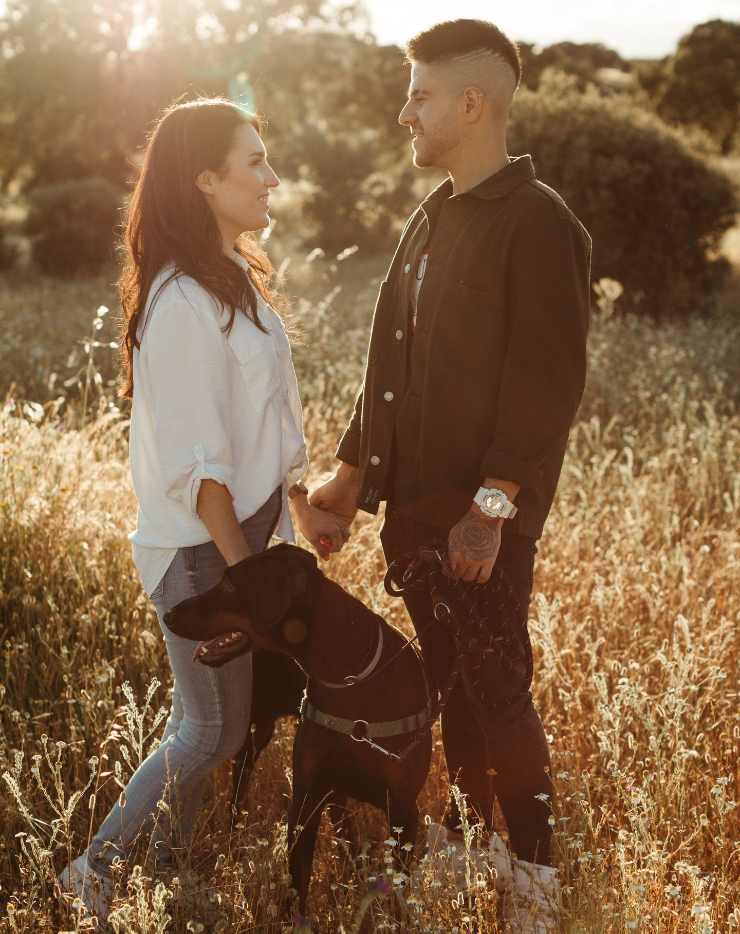 Aitor &amp; Itziar y la guap&iacute;sima Kira 🧡

@itziarvg 

#fotografosdeboda #fotografosdebodas #bodastoledo #bodastalavera #weddingphotography #weddinginspiration #brideandgroom #bodasenespa&ntilde;a #spainwedding #spainweddingphotographer #weddi
