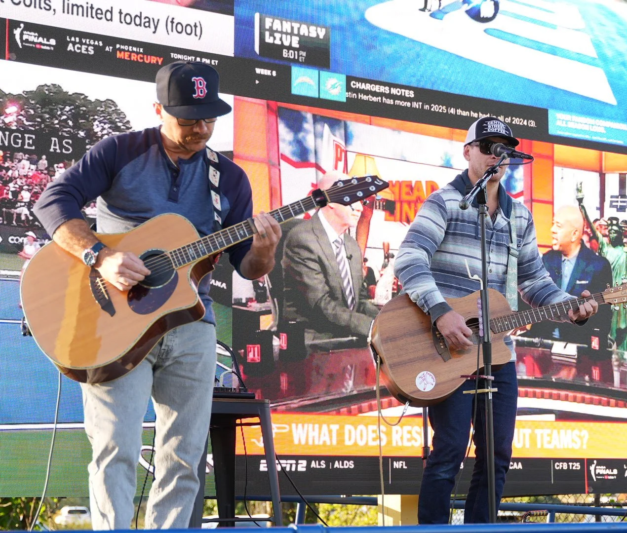 Paloma w/ Neil Weidman | Downtown Gvl