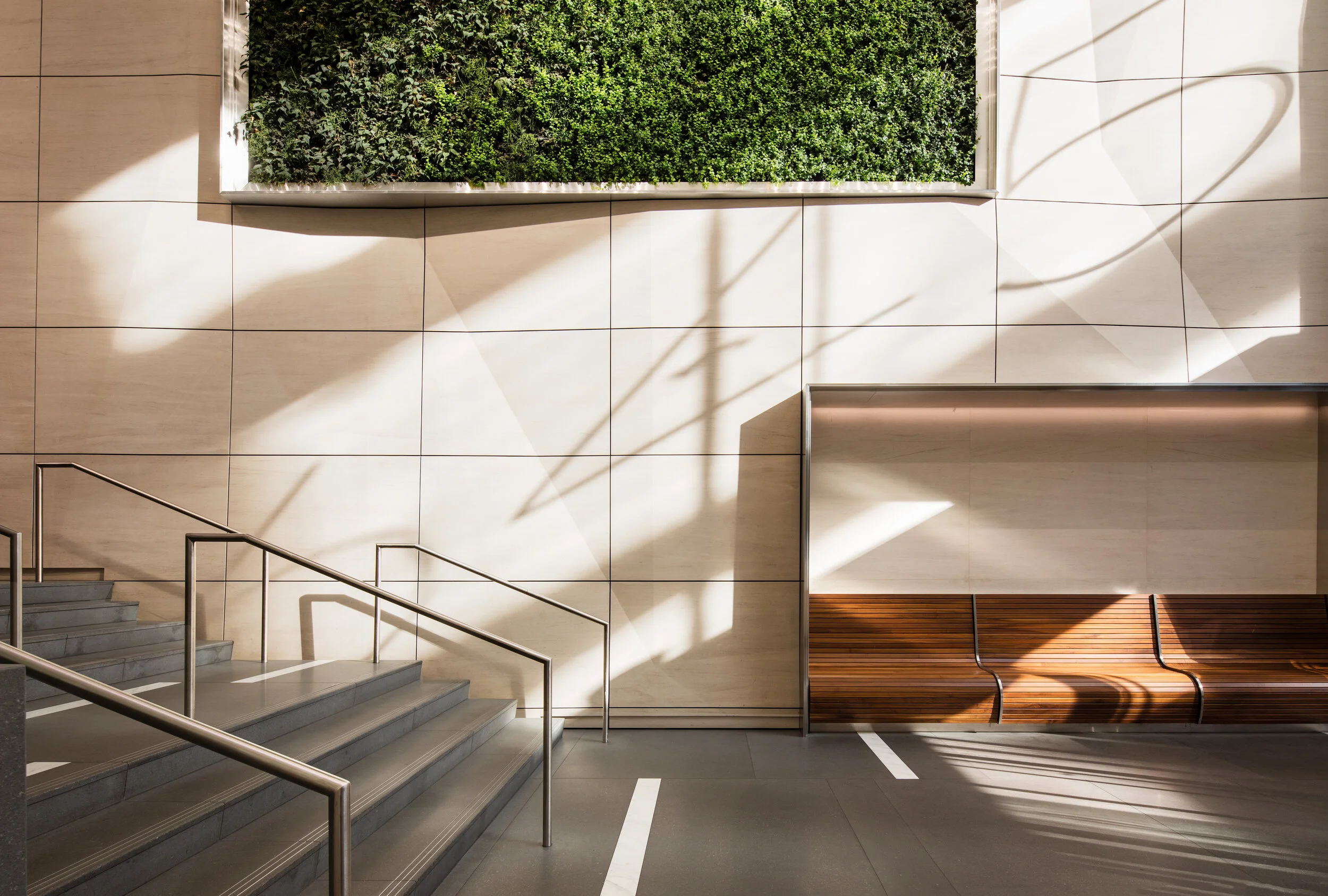 MdeAS Architects 设计的 645 Fifth Avenue Olympic Tower 公共空间