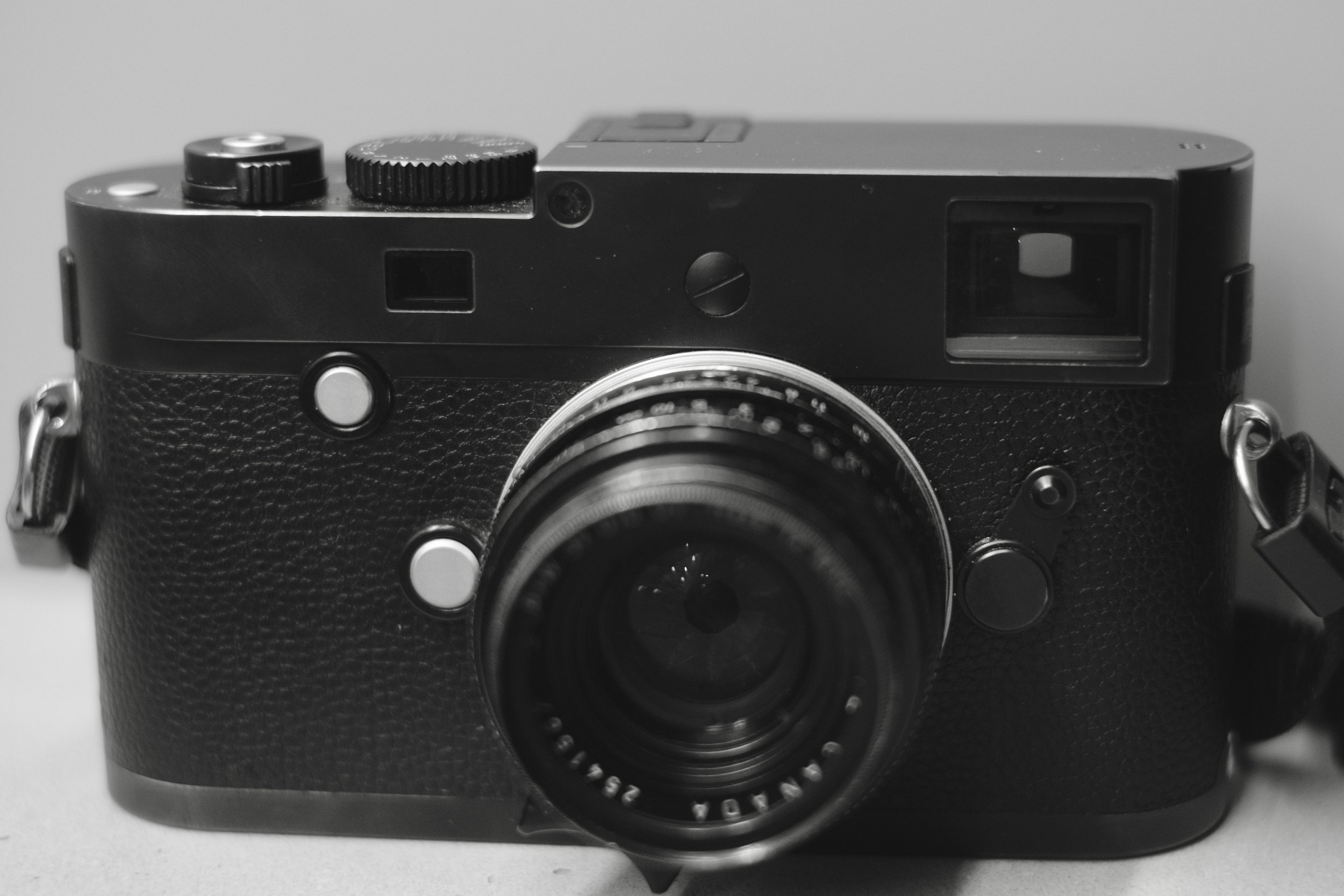 Leica M246