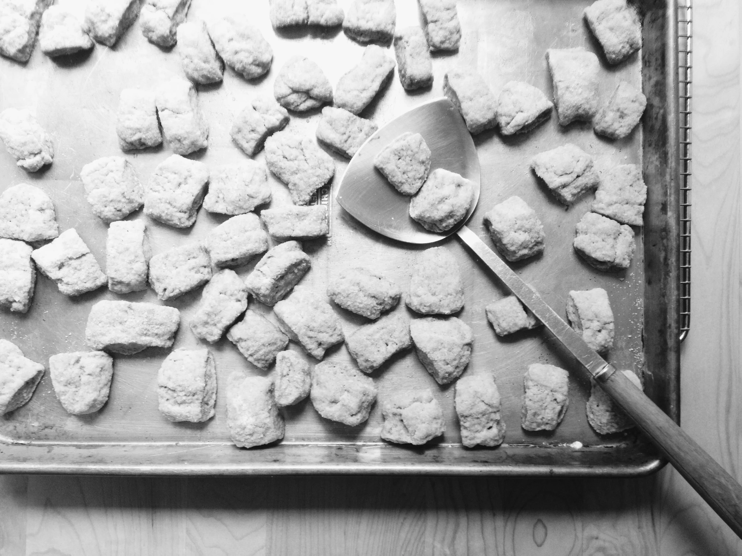 Tozzetti ~ White Wine Cookies with Cinnamon