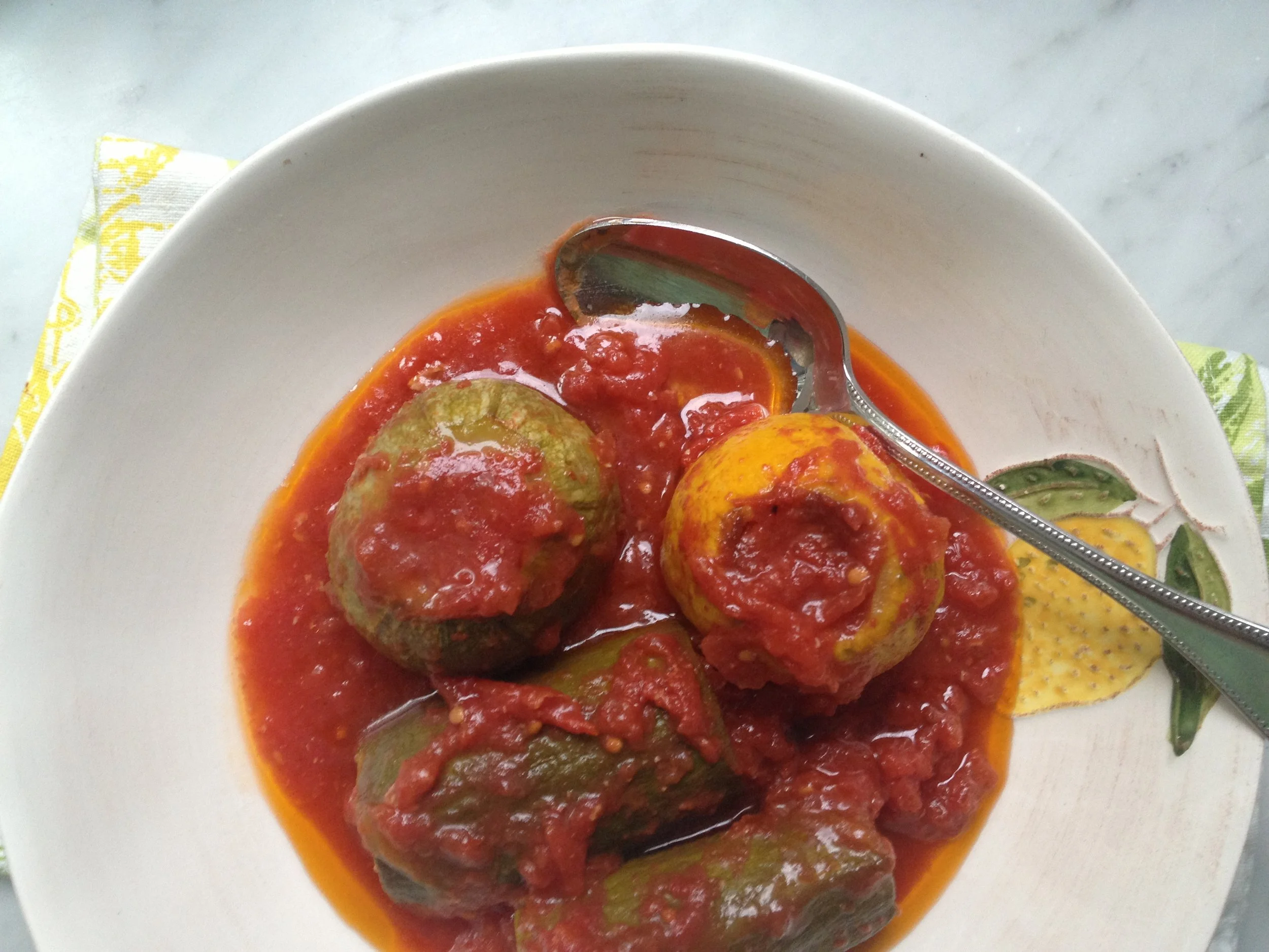 Meatball-Stuffed Zucchini in Tomato Sauce