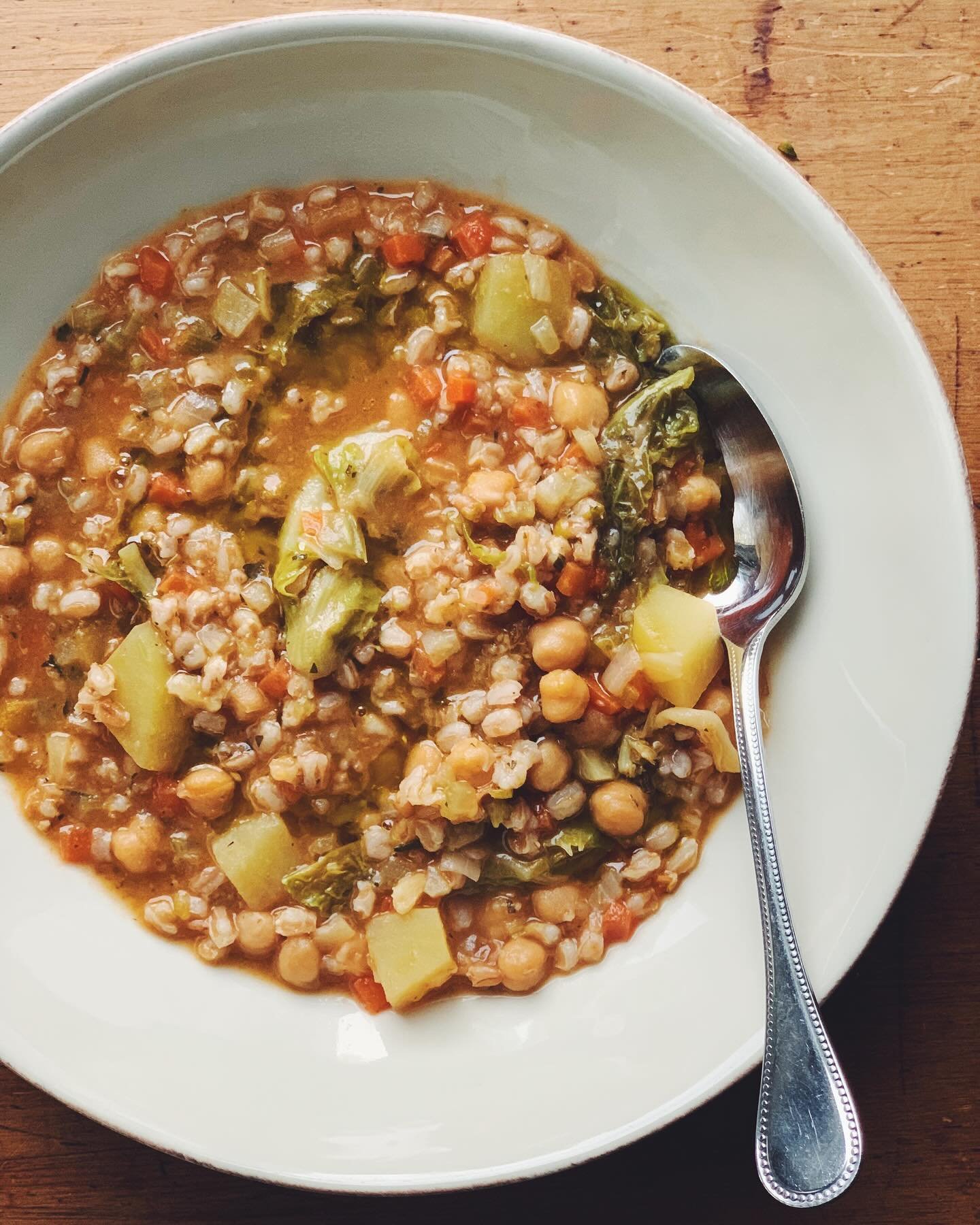 It&rsquo;s been awhile since my last Soup post. This was last night&rsquo;s dinner, a richly flavored farro and vegetable soup, with: chopped carrots, celery, onion &amp; fennel bulb, plus a couple of cloves of crushed garlic, peperoncino, herbs, a d