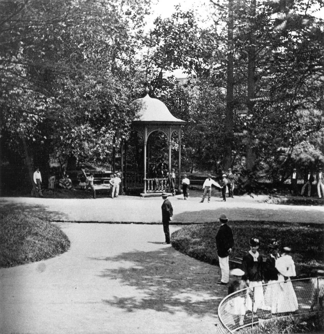  Park visitors by one of the many fountains on the grounds. Photo courtesy Philadelphia Parks &amp; Recreation 