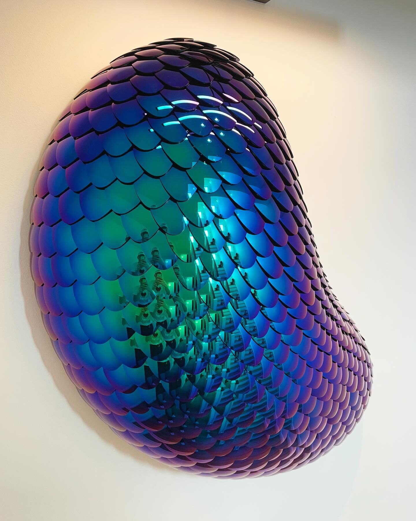 A stunning other worldly piece for one of our private clients homes by @eelcohilgersom we are so glad we got to get this incredible 3D wall sculpture from one of our favourite international artists to London.

Eelco Hilgersom works are conceived by t