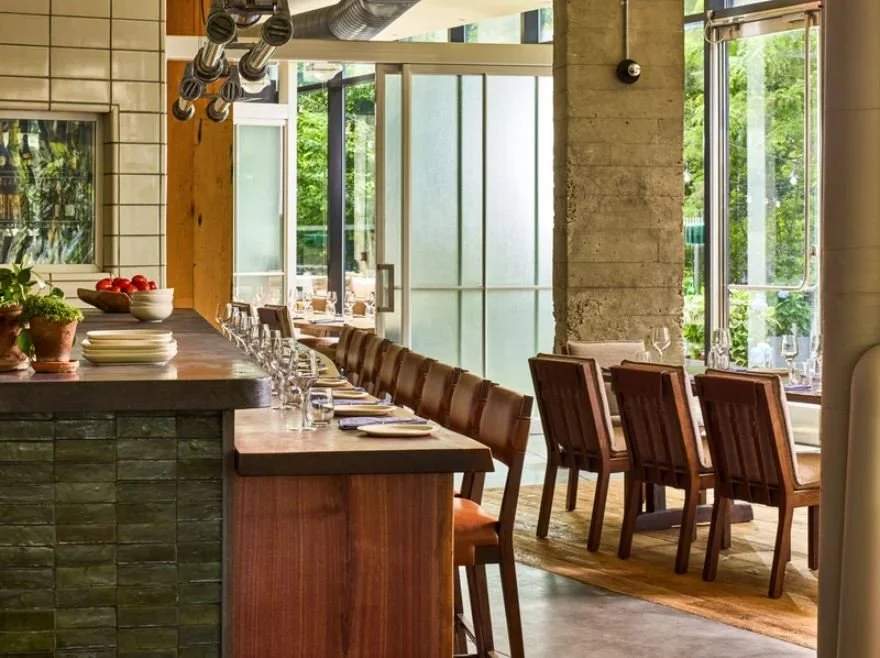 1HBB - Barbuto Counter Bar.JPG