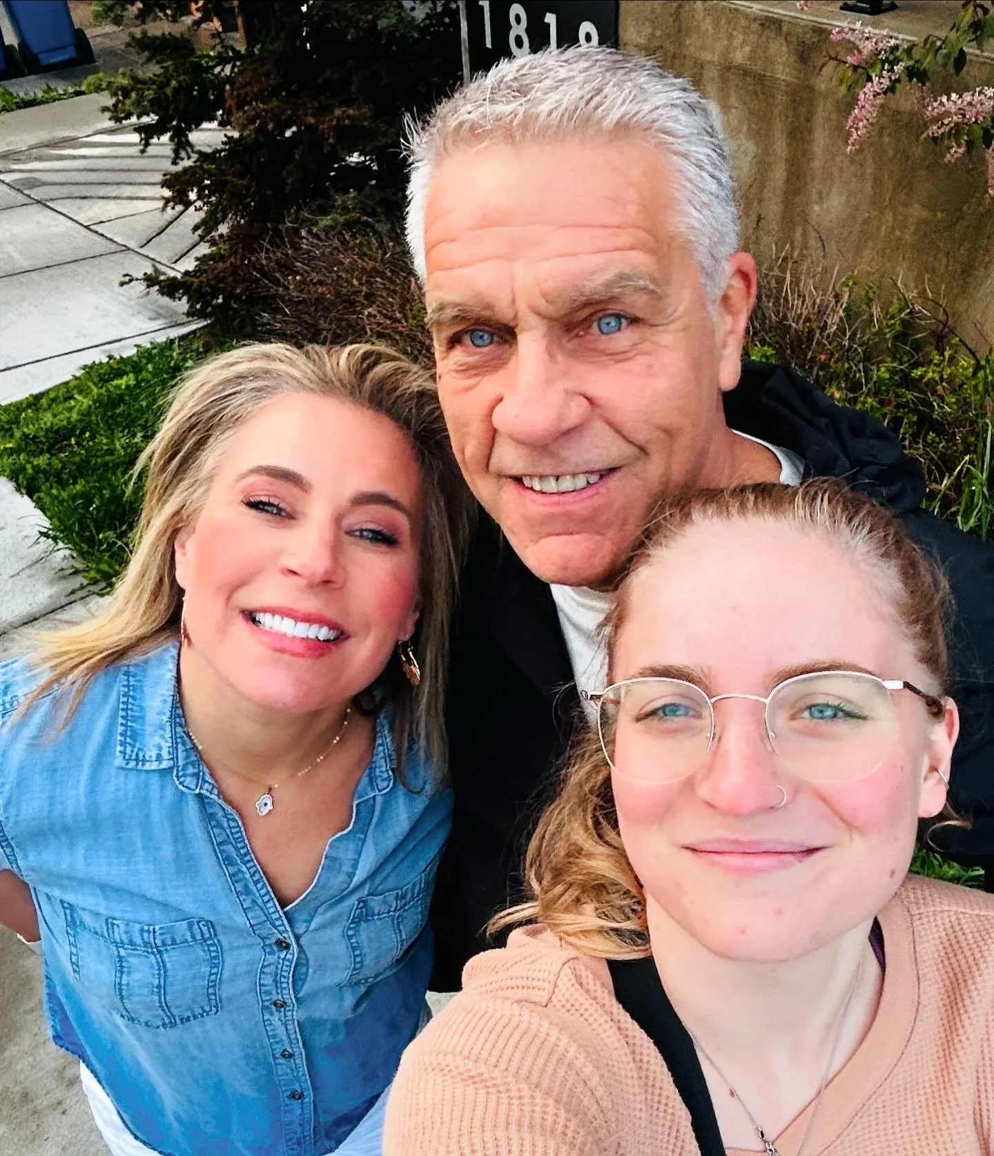 My Dad showed up on my doorstep a few weeks back with his bucket of tools and a hatchback full of shelving to install at my house.  He pretty much started working within 5 minutes of arriving.  Outside of that, we spent the weekend hanging out, laugh