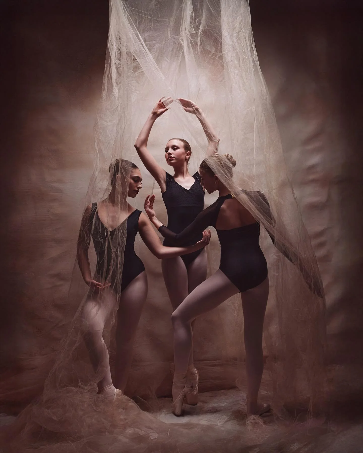 &ldquo;Where form is made.&rdquo;

Experimenting in the studio with single source lighting and simple set design to hone ideas for 2026 💪🏻 Swipe for bts!