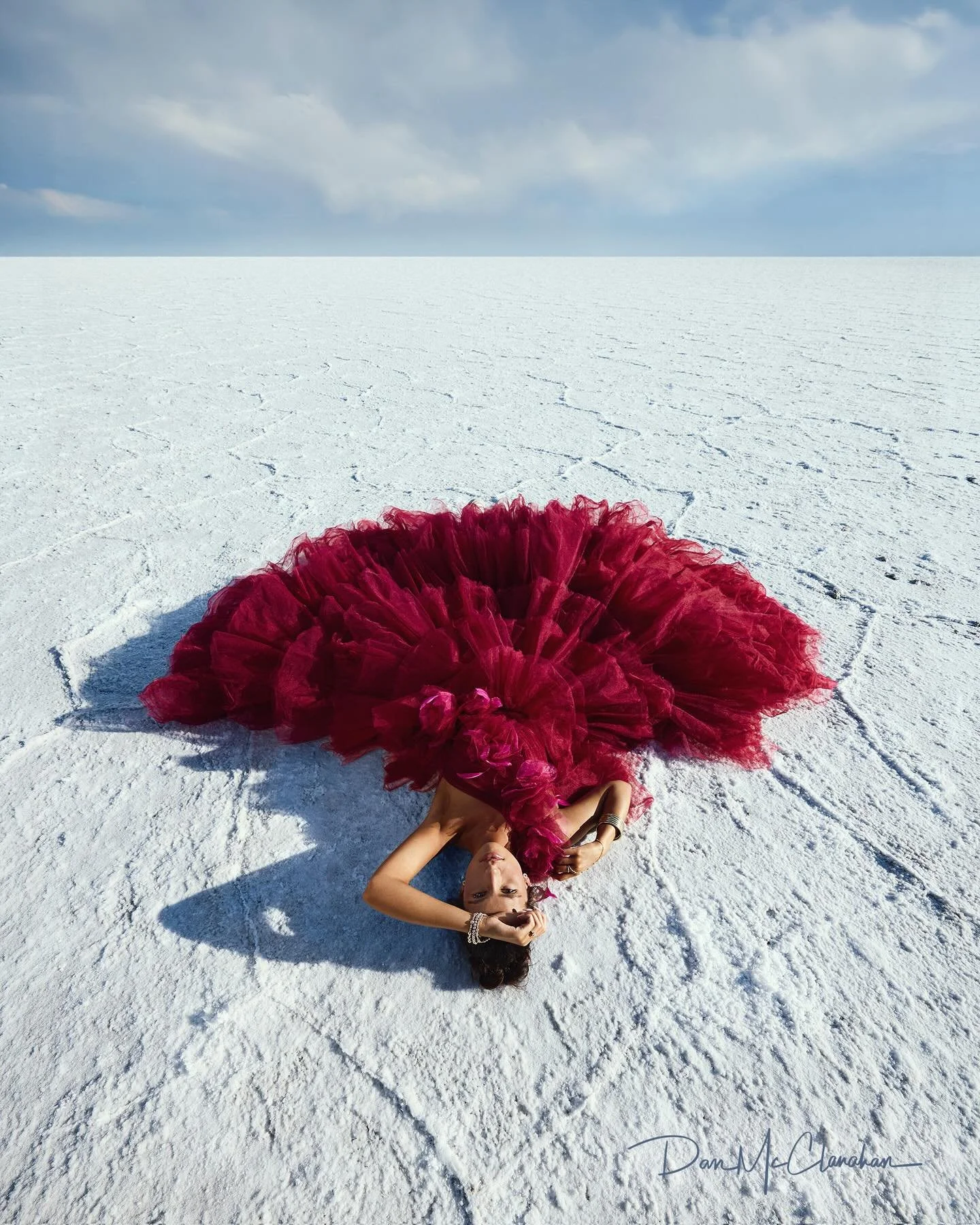 Heading home from this year&rsquo;s @fusiontheworkshop and have to share this photo of @abbieleemoon in the salt flats and this photo of our awesome group! More to come.