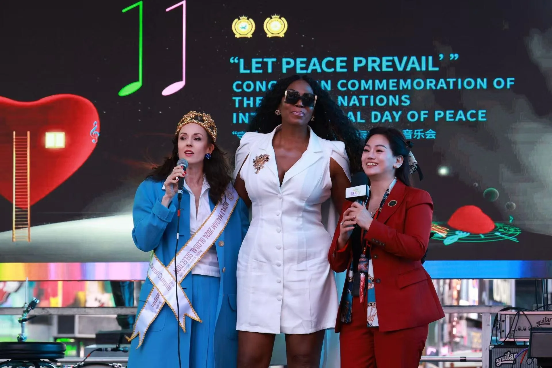 Singing at UN International Day of Peace Concert in Times Square