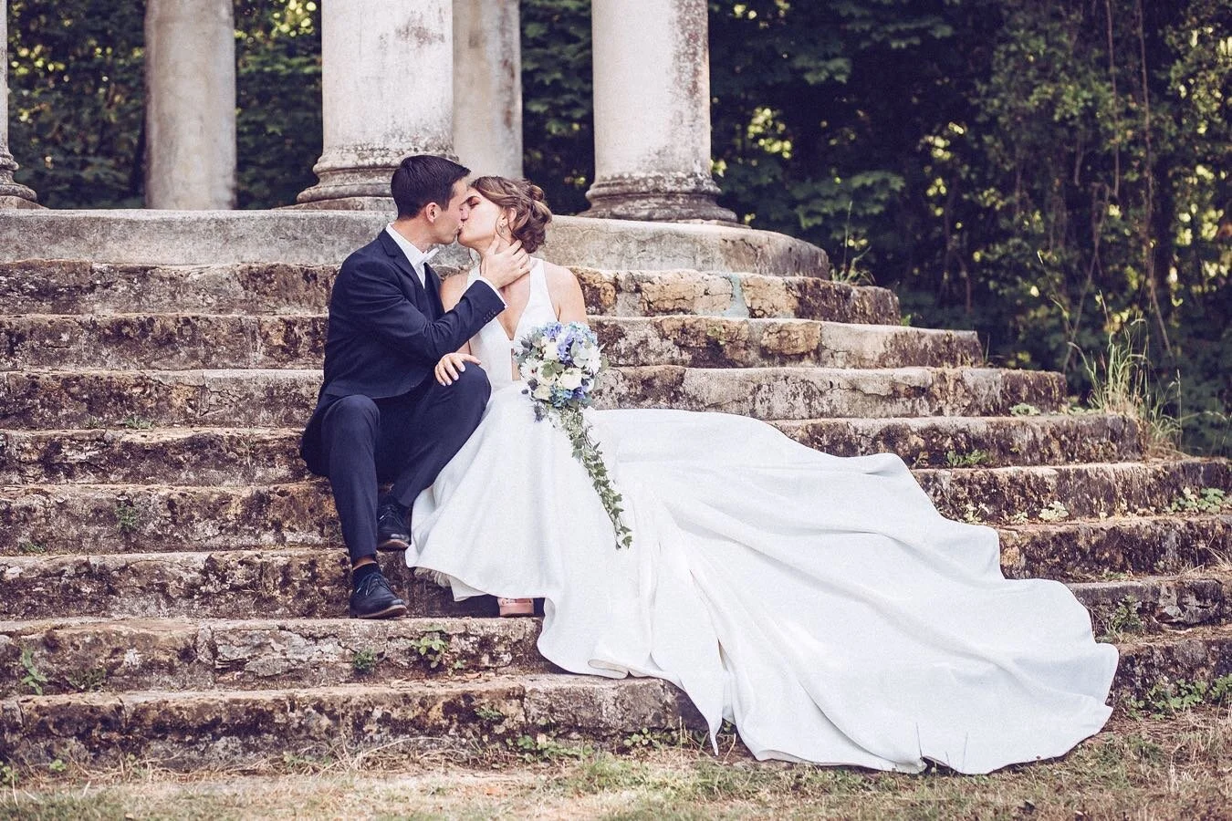 𝙲𝚕𝚊𝚞𝚍𝚒𝚗𝚎 &amp; 𝙼𝚊𝚛𝚌 🤍

Claudine und Marc durfte ich letztes Wochenende bei ihrer kirchlichen Trauung und anschlie&szlig;enden Feier begleiten ✨
Dieses Wochenende geht es ebenfalls wieder nach Luxemburg, diesmal f&uuml;r eine standesamtli