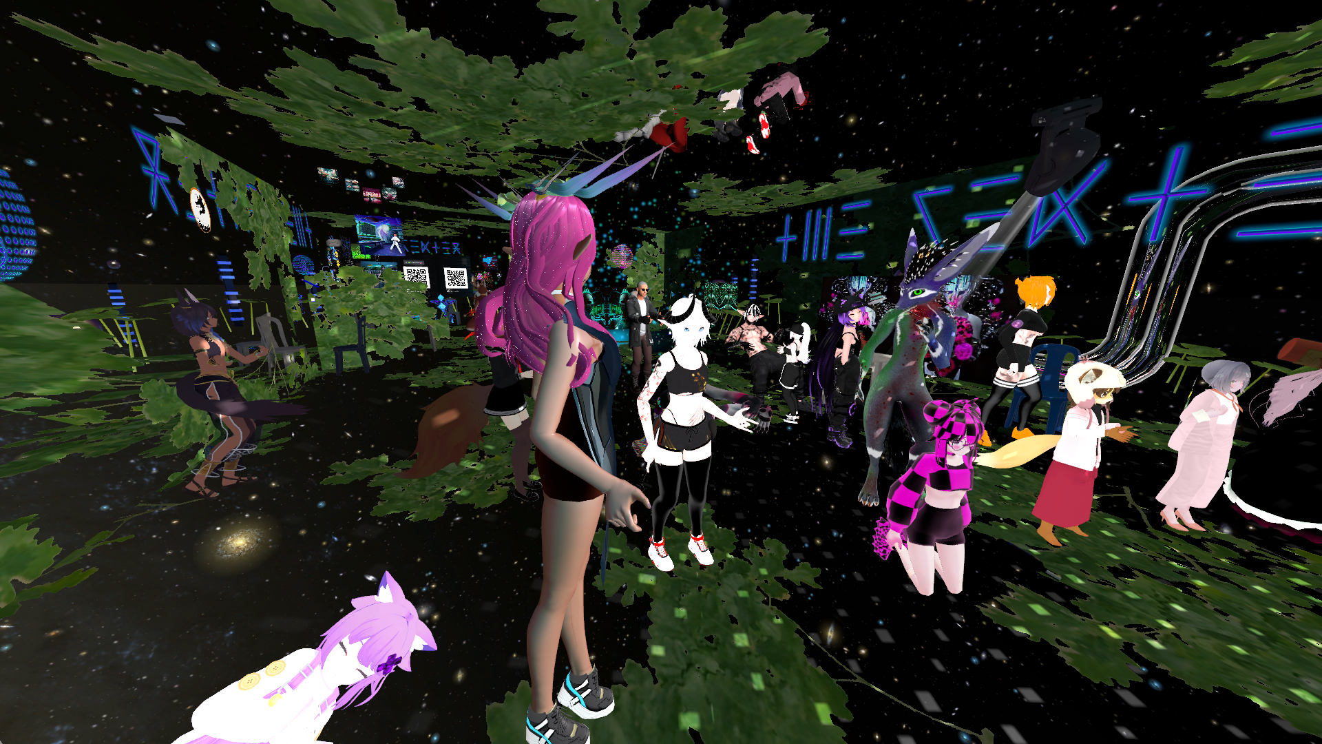 Tanja Vujinovic VRChat 11 august - (175).png