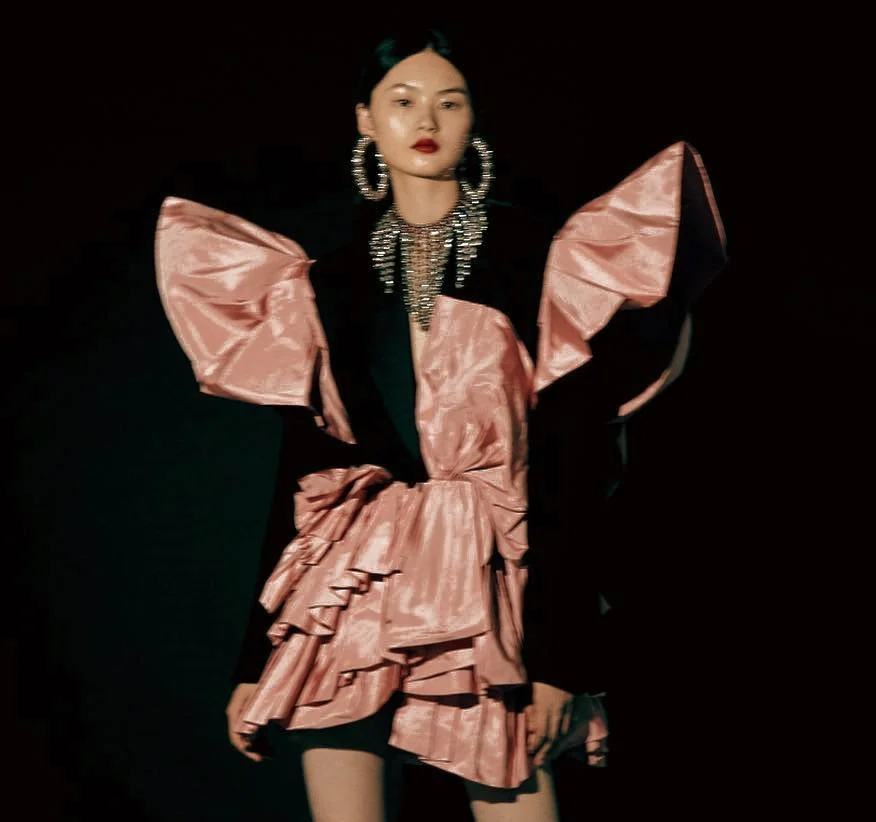 driflloon:

glitter: cong he for grazia china jan. 2019