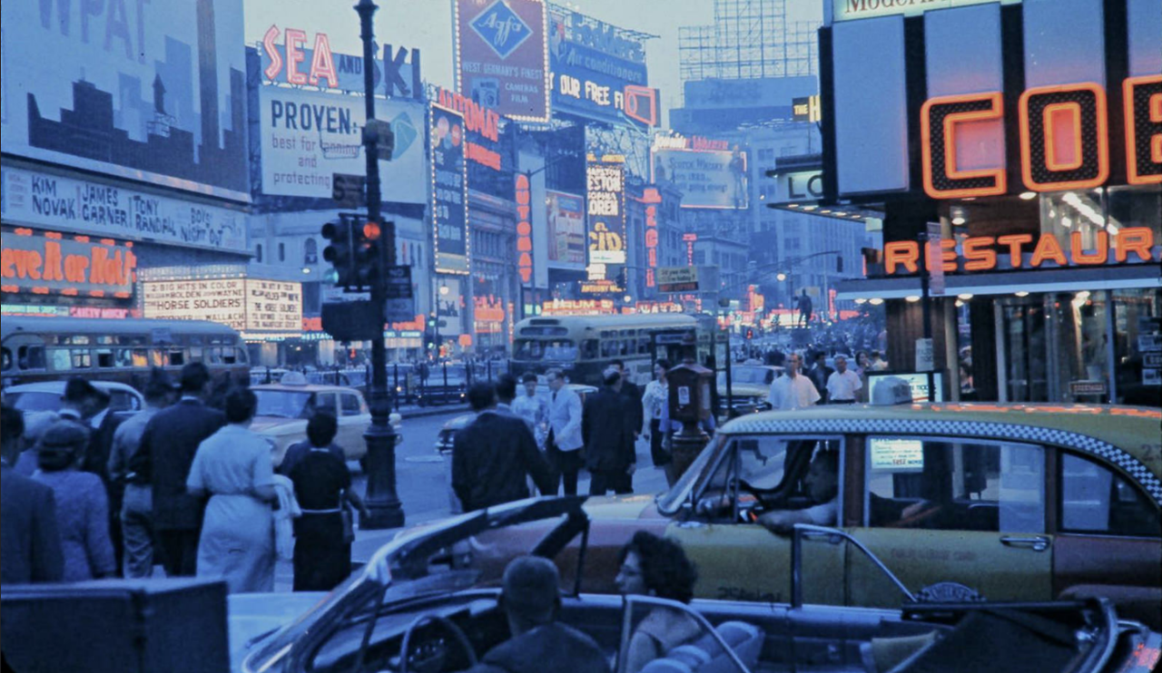 yesterdaysprint:

Times Square, New York, 1962