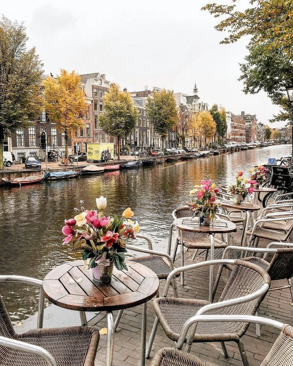 elena-blaugrana:

Amsterdam, The Netherlands