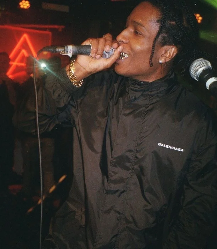 soundsnaked:https://instagram.com/p/BQ9AMgXA-xv/