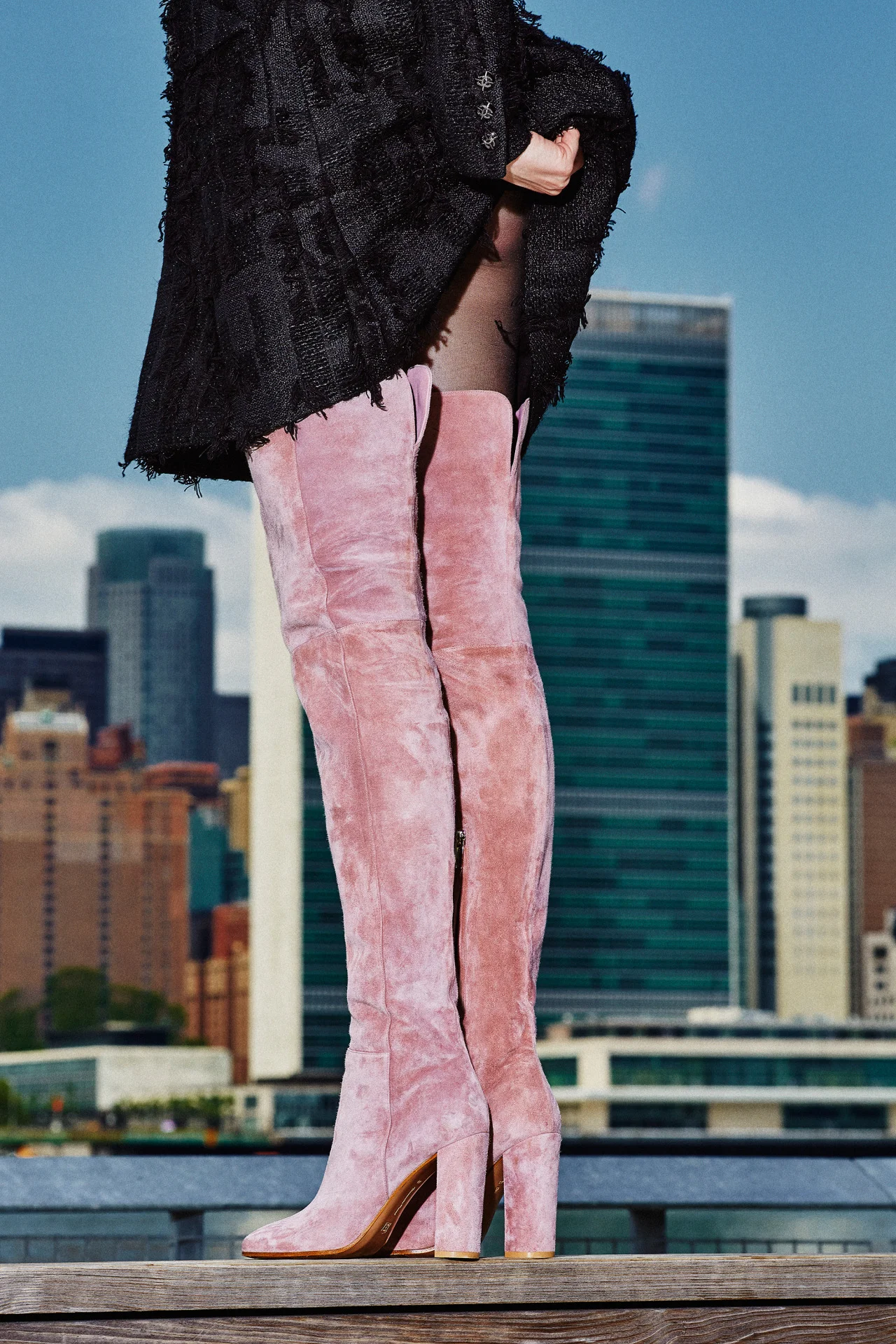 wmagazine:

Two Pumps
Photo by Billy Kidd, styled by Michelle Cameron; W Magazine September 2015.