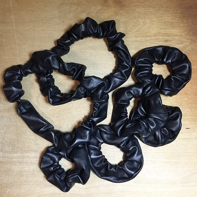brookesboswell: coming our way!Scrunch scrunch Party! #brookesboswell 

#scrunchie #leather #leatherscrunchie #millinery #fashion #style