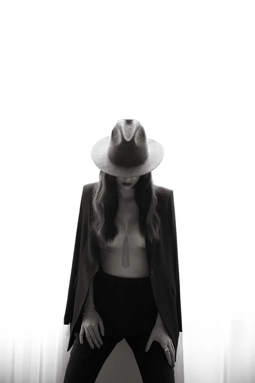 tumblr_mv3c73hXCn1qeiplao1_500.jpg