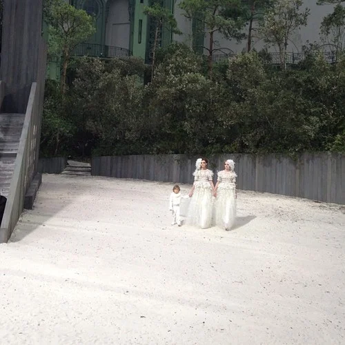  

From afar.  Chanel finale, Couture Spring 2013.