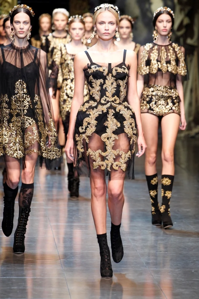 lustbite:

Dolce &amp; Gabbana Fall/Winter Collection 2012/13
Absolutely in Love.