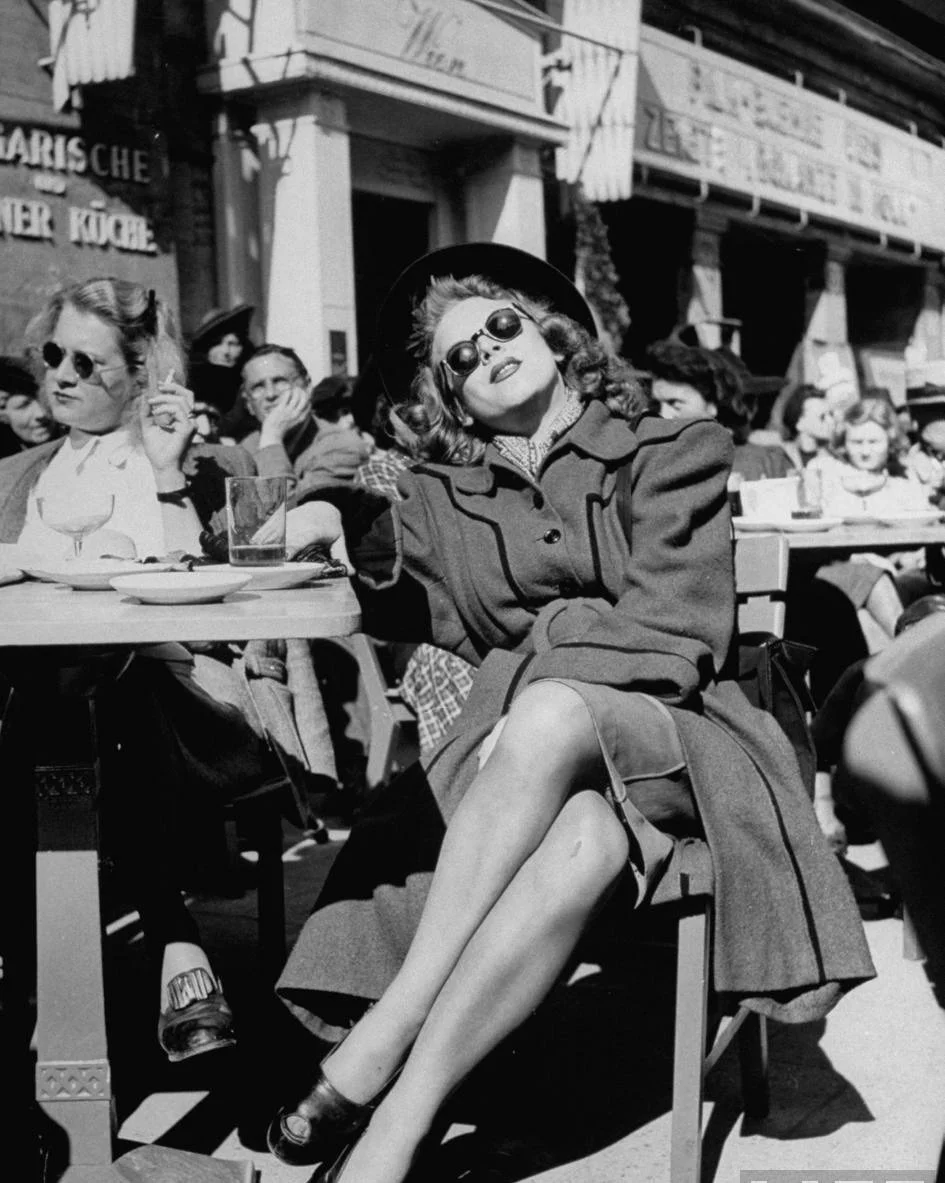 Photo by Walter Sanders, 1946