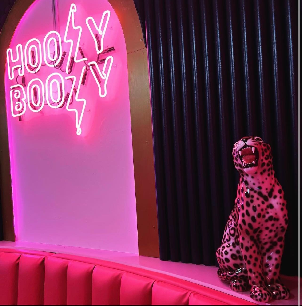 Hoozy Boozy_Warrnambool Bridal Expo_Hen's Party 6.jpg