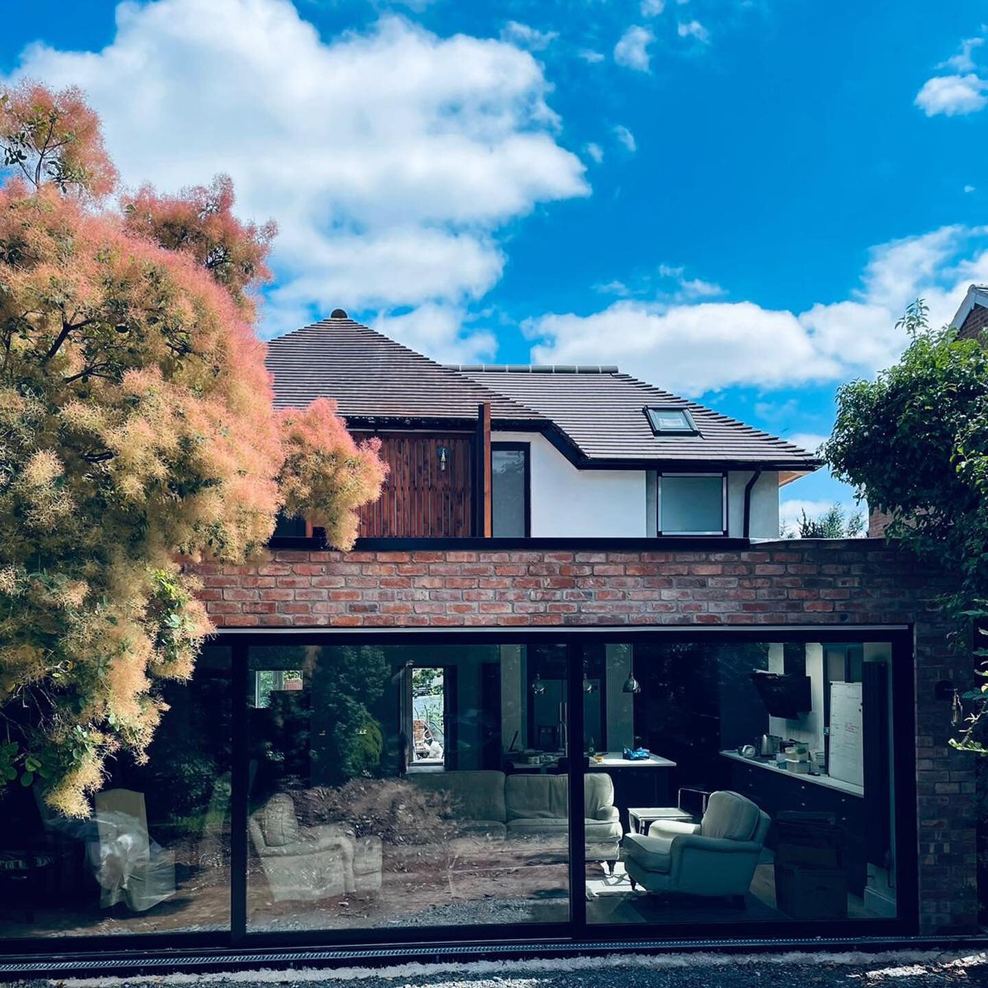 There is something really satisfying about working on a home, I guess you can see the impact your work makes. Steel frame and masonry extension with existing walls removed on the ground floor to form a gorgeous new open plan living space. Wonderful d