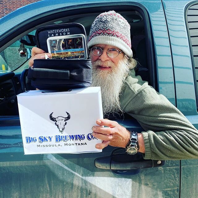 First ever drawing awarded in the drive thru!! Congrats Wayne!! He won the fly rod sponsored by our friends @bigskybrewing  and @tanagerbeverages  and the custom fly chocolates by @poshchocolat #codybeerwinespirits #beerwinespiritscody #seeyouinthedr