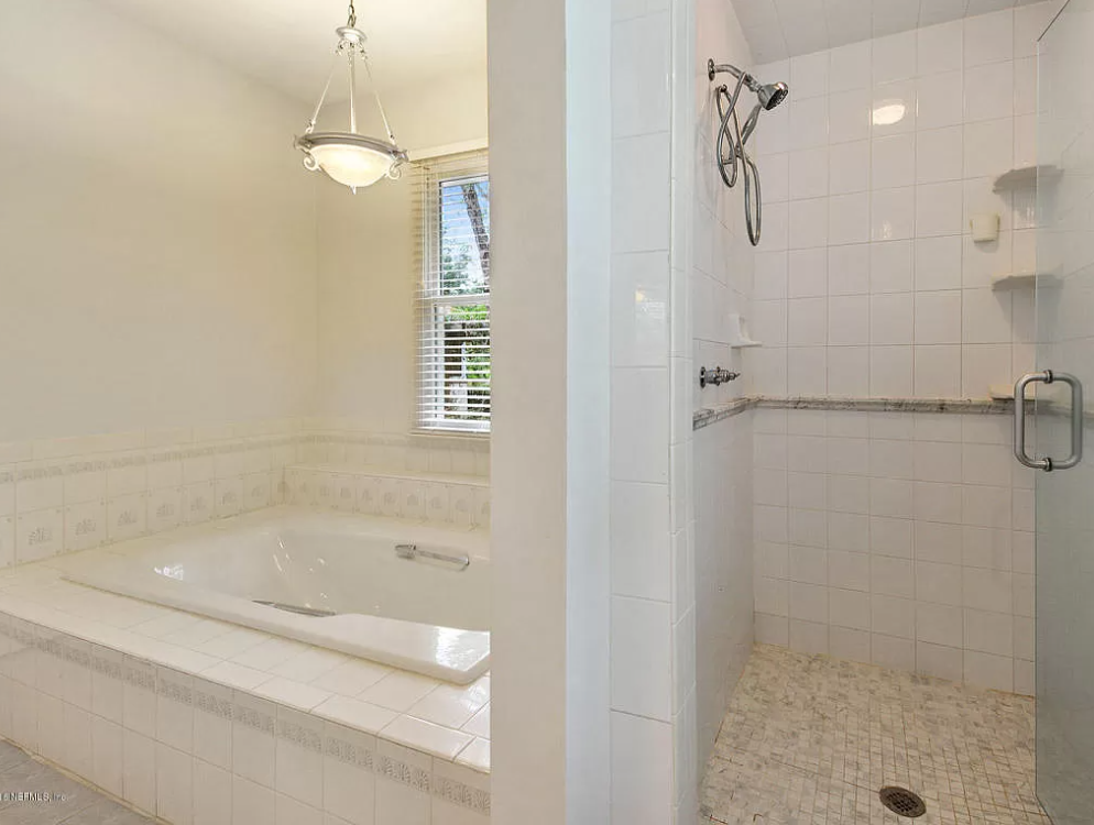 02 before Master Bath 2.PNG