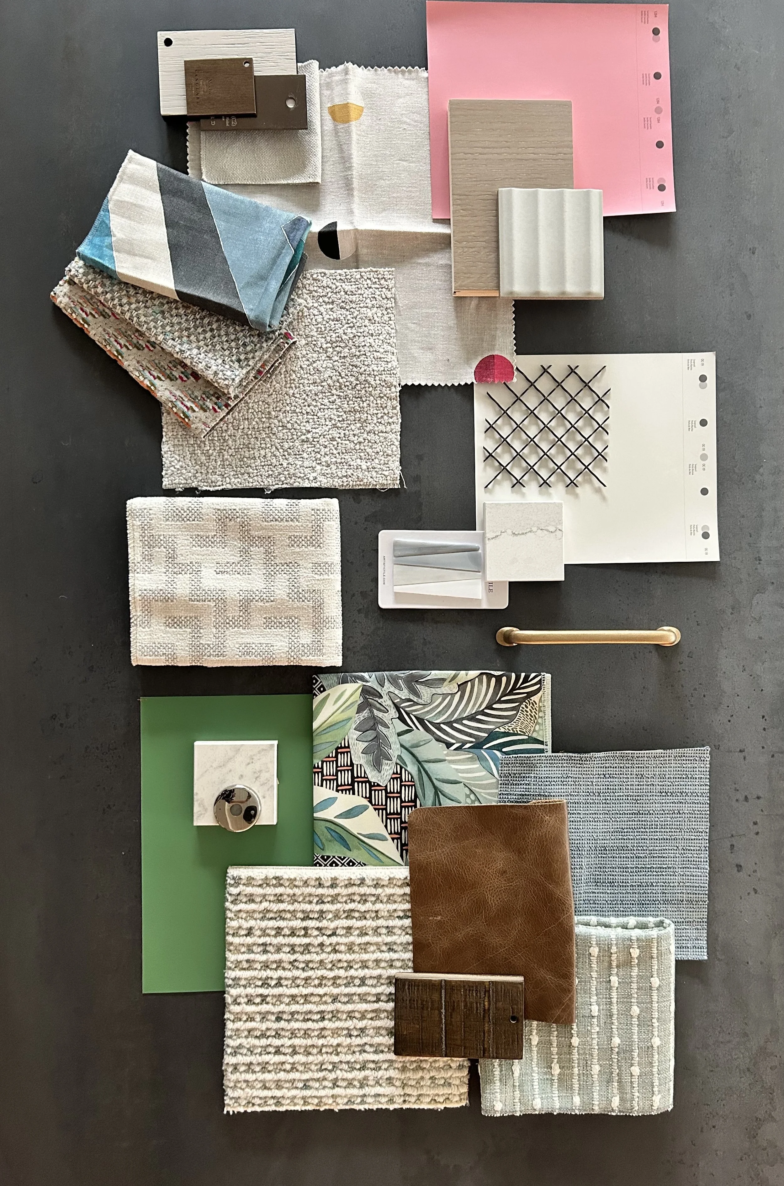 FLAT LAY TO FABULOUS: COLORFUL ELEGANCE