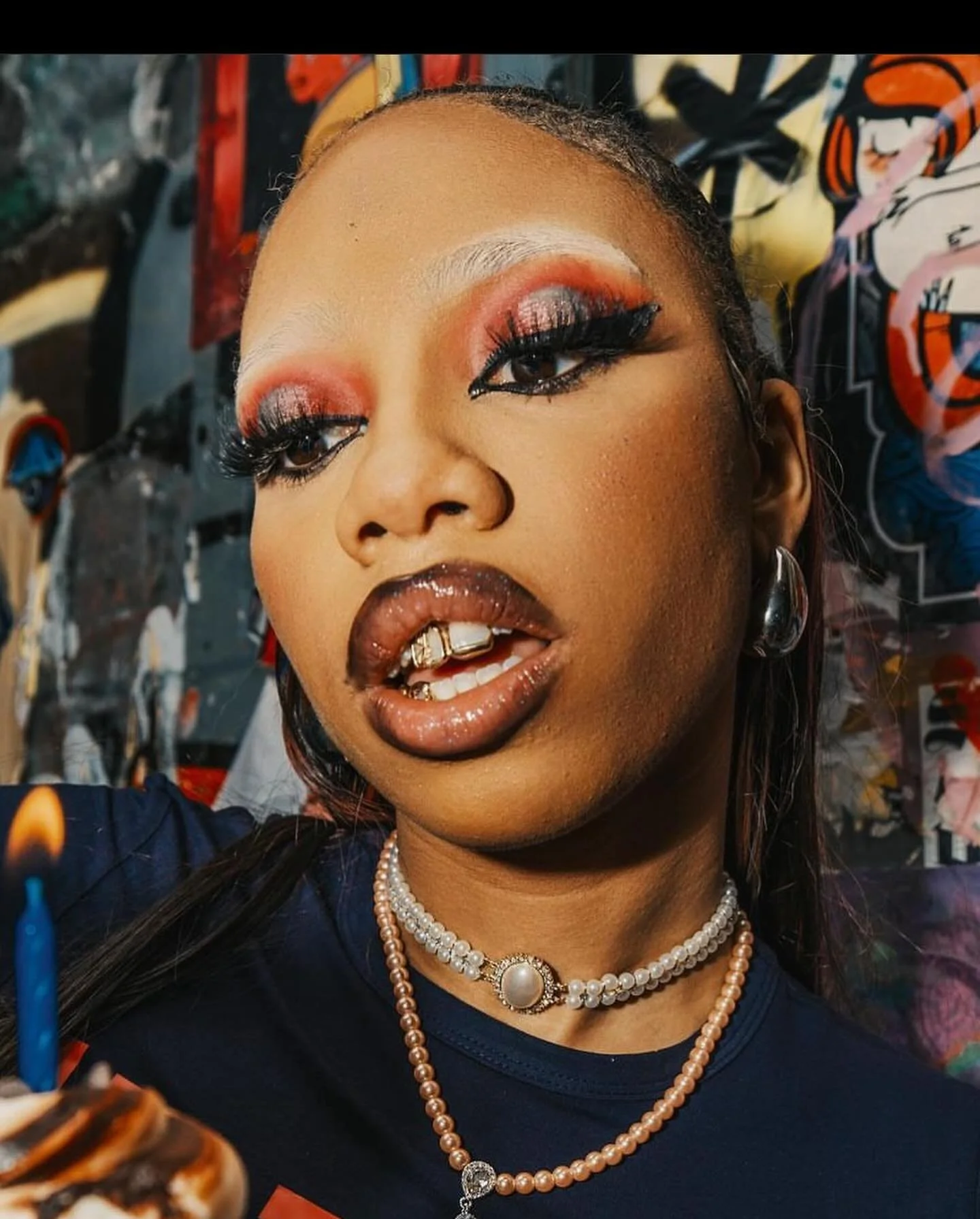 Contentttttt🤌🏾
I really loved the collaboration with @_lowercase_beyonce 🫶🏾
The creative freedom and fun I had with this look was unmatched💋
.
.
#dramaticmakeup #smokeyeye #naturalmakeup #queensmua #rosedalemua #brooklynmua #nycmua #bronxmua #st