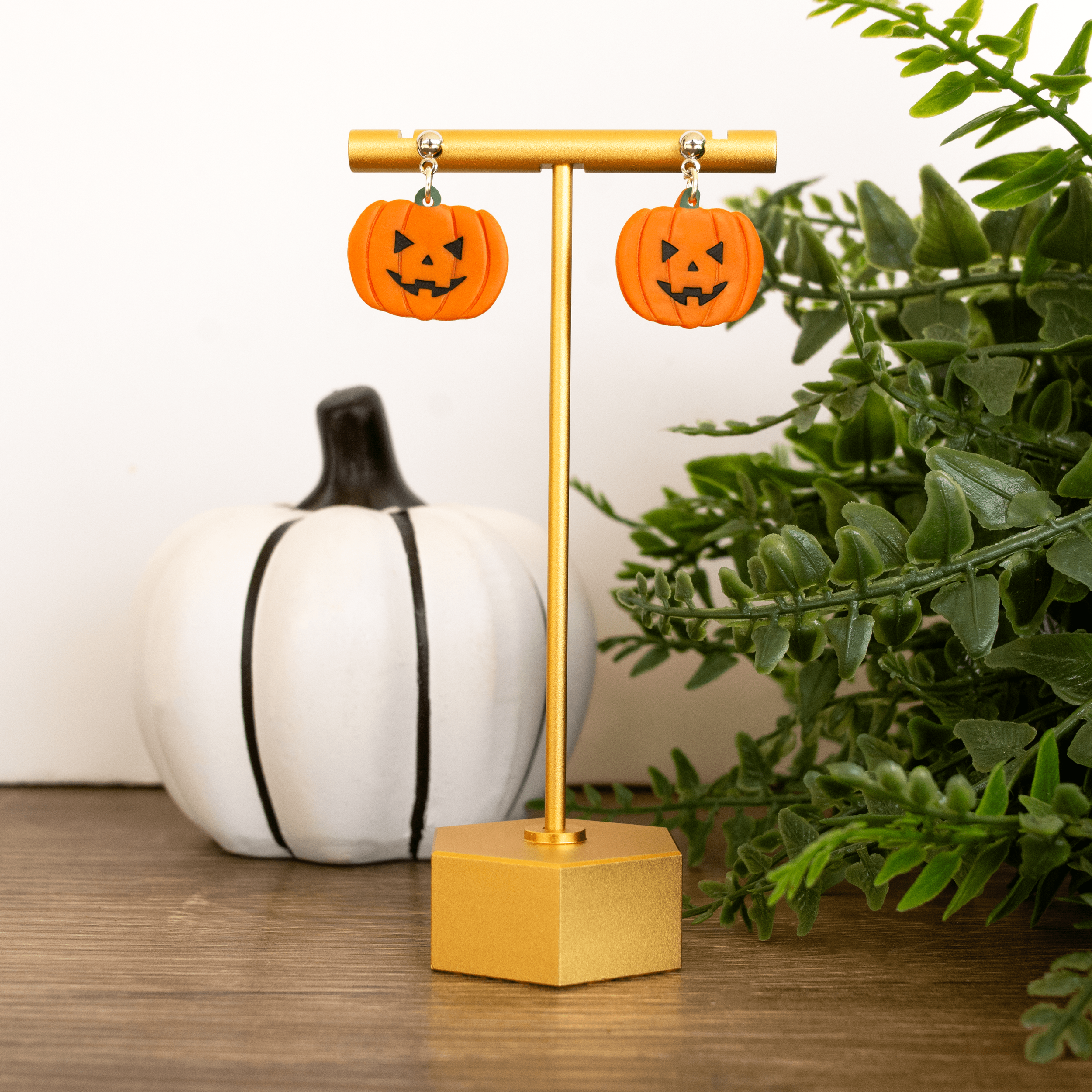 jack halloween earrings1-min.png