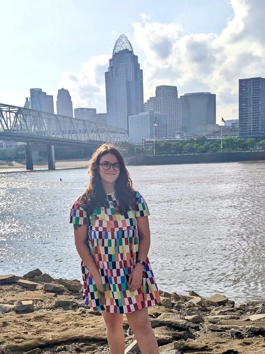 A new year and a new follower milestone calls for a reintroduction since it has been so long. 🙂

Anyway, hi, I&rsquo;m Taylor! I&rsquo;m the face behind Sage &amp; Oak. 👋🏻

A few random things about me:
✨ I am powered almost entirely by coffee. 
✨