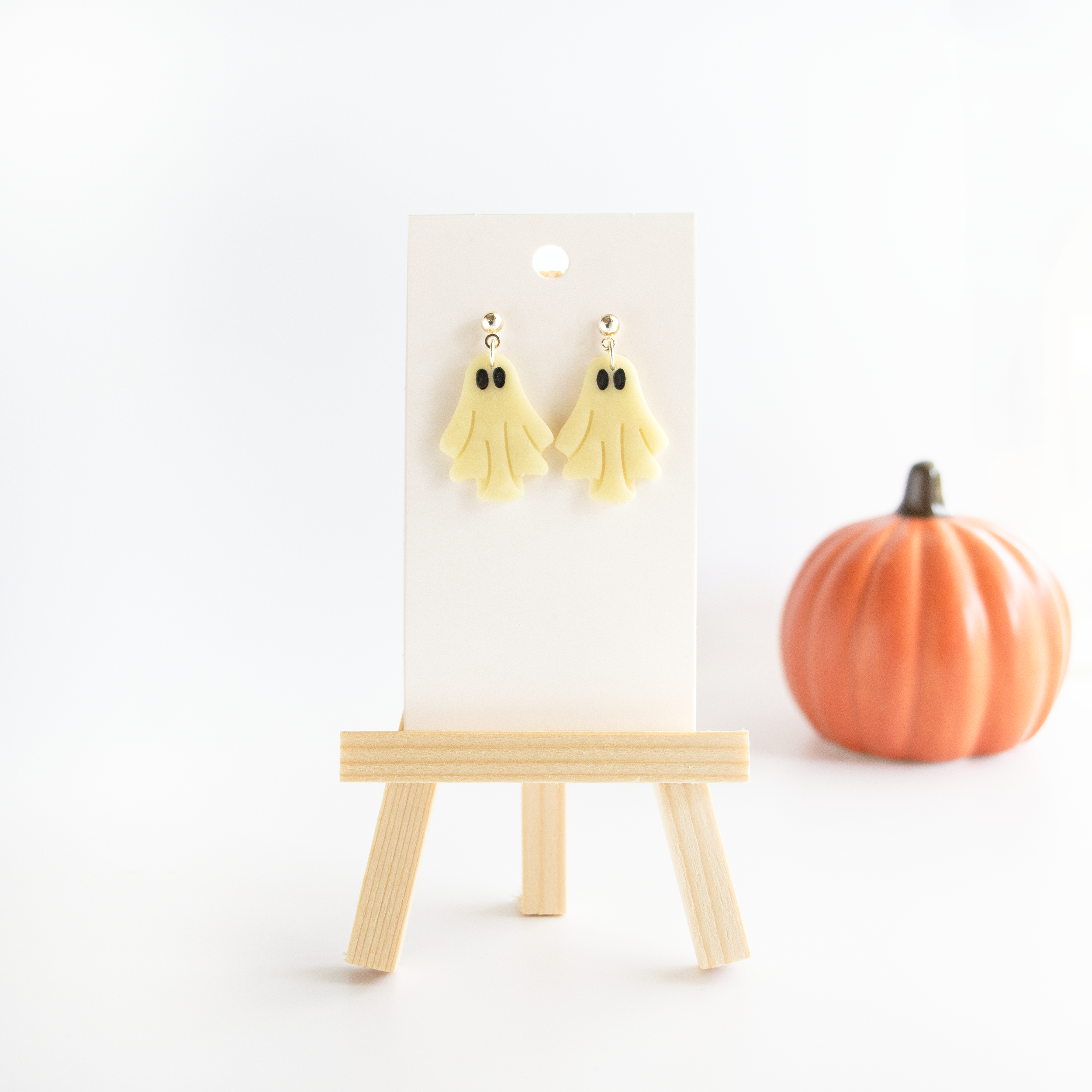 Casper Glow Earrings.png