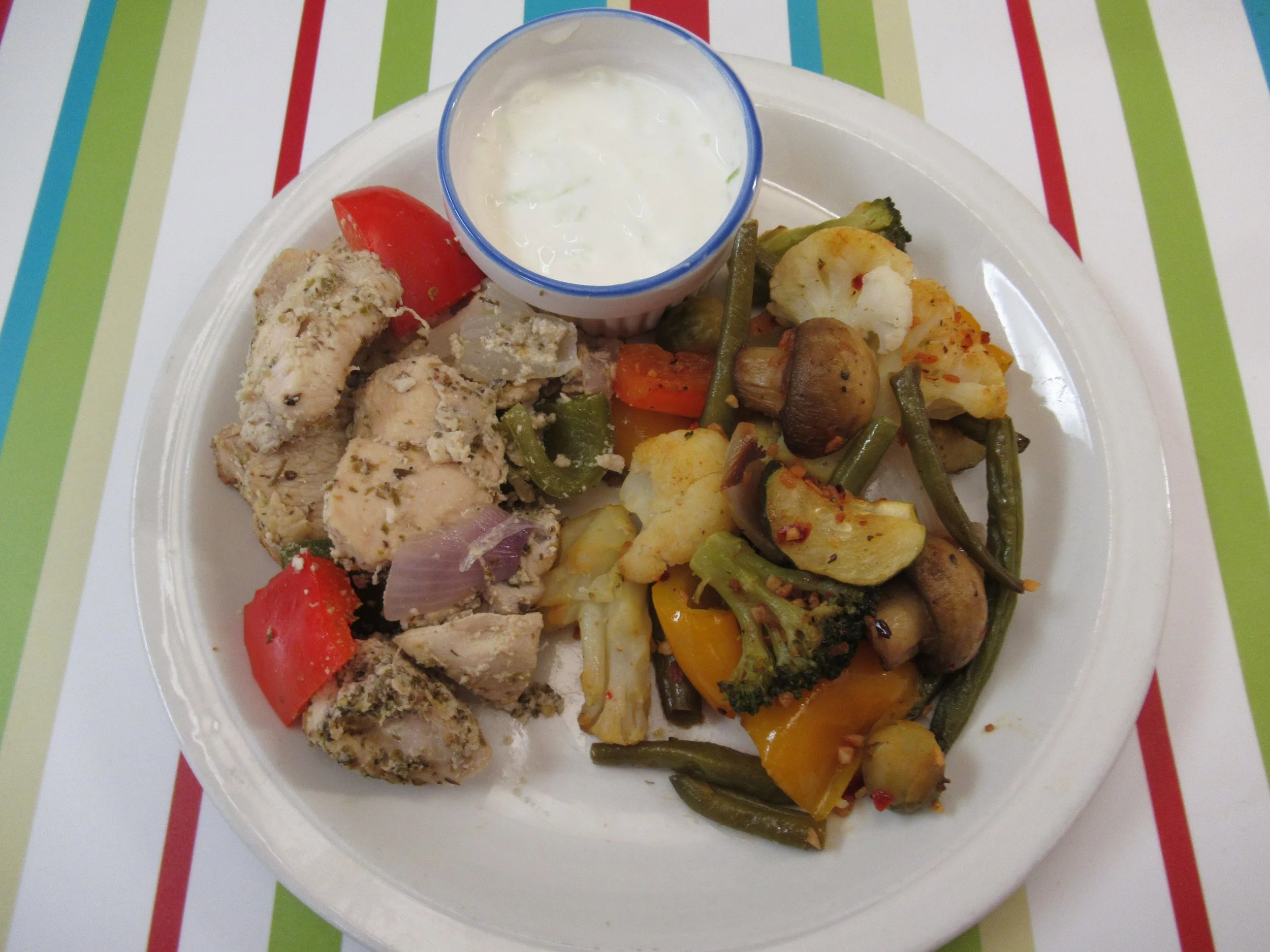 Chicken souvlaki w keto veg.JPG