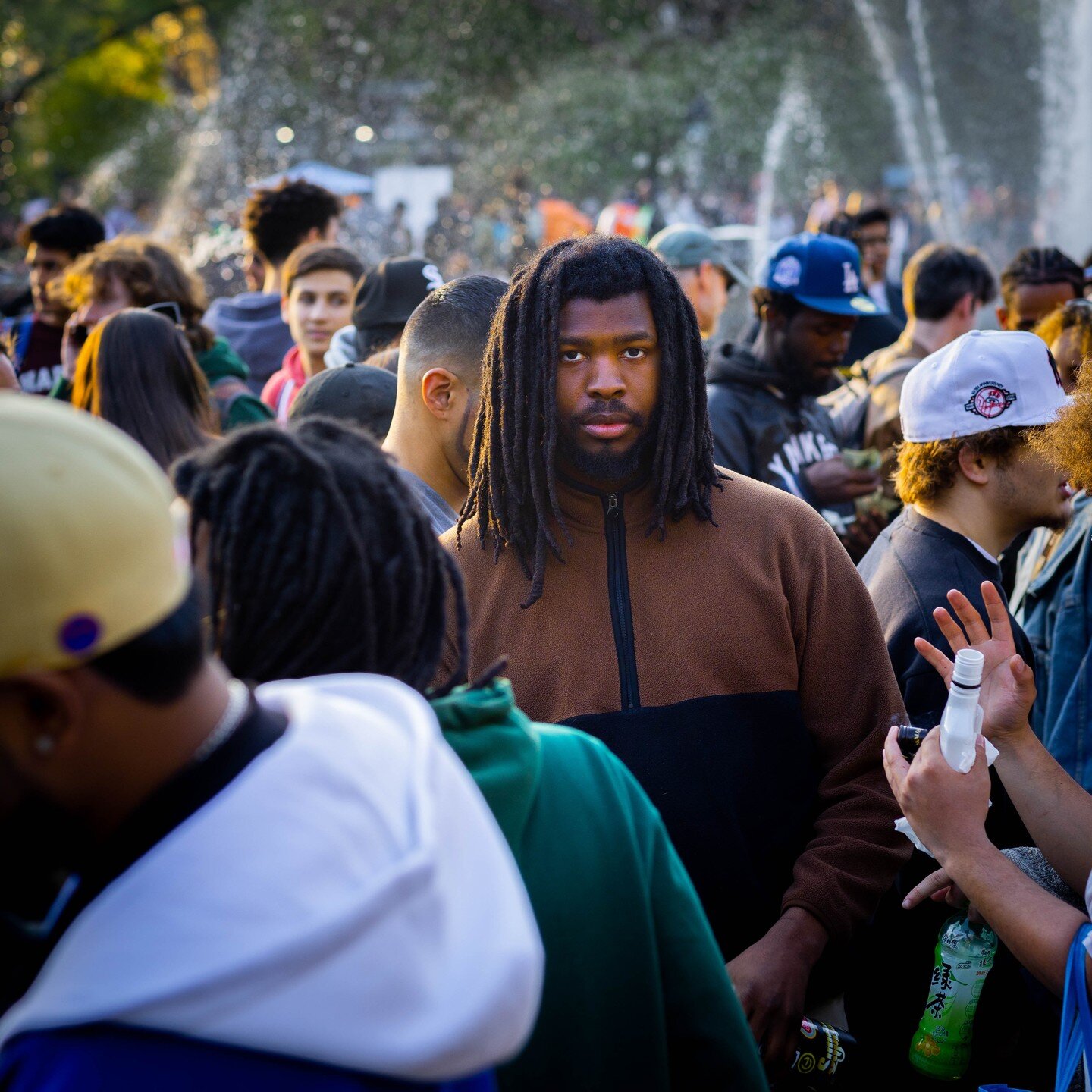 WSP, In the Crowd (4/20)
.
.
.
.
.
.
.
.
.
#nyc #nycphotographer #nycphotography #canonr6 #streetphotography #photojournalism
