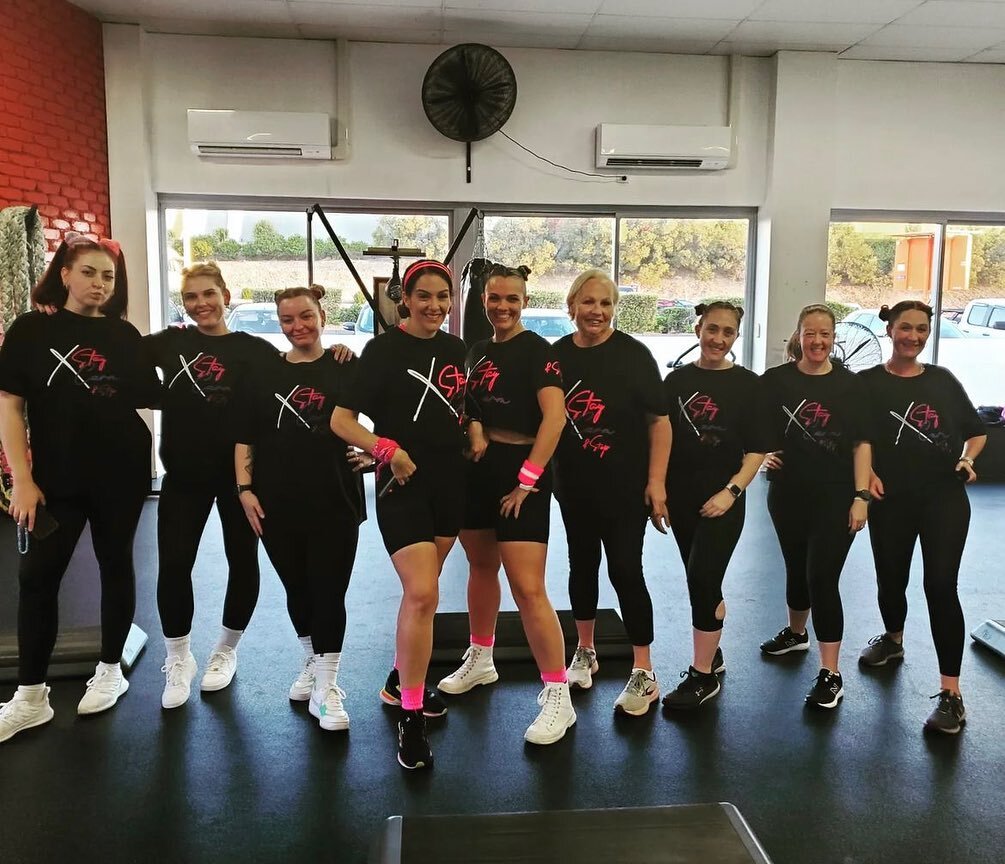 XTREME HIP HOP is the way to go!!💃🏻🕺🏻

You know it&rsquo;s a good class when you have matching shirts🥰