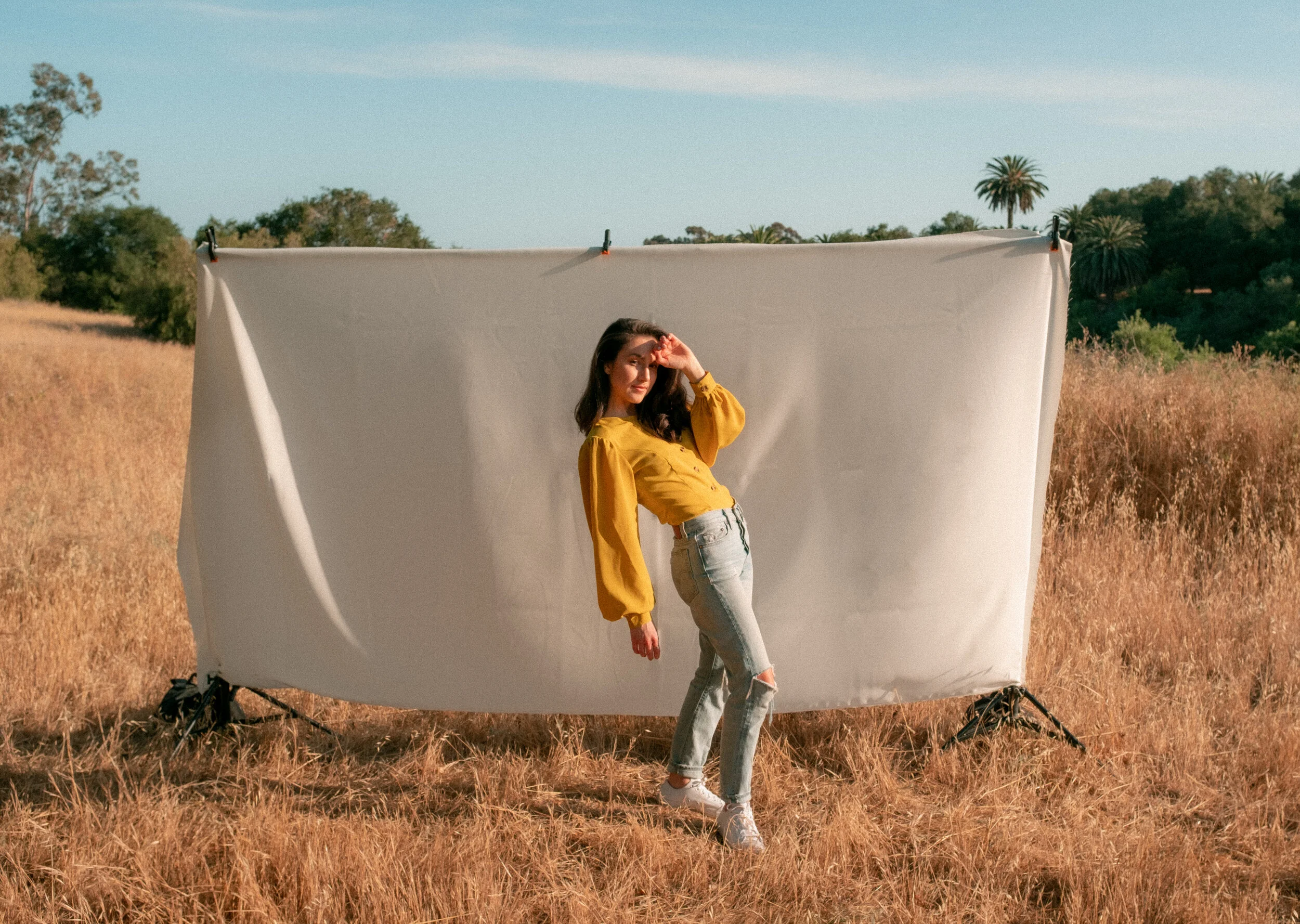 LEYET - "MY MOOD LATELY" IS EXEMPLARY POP AND BEYOND