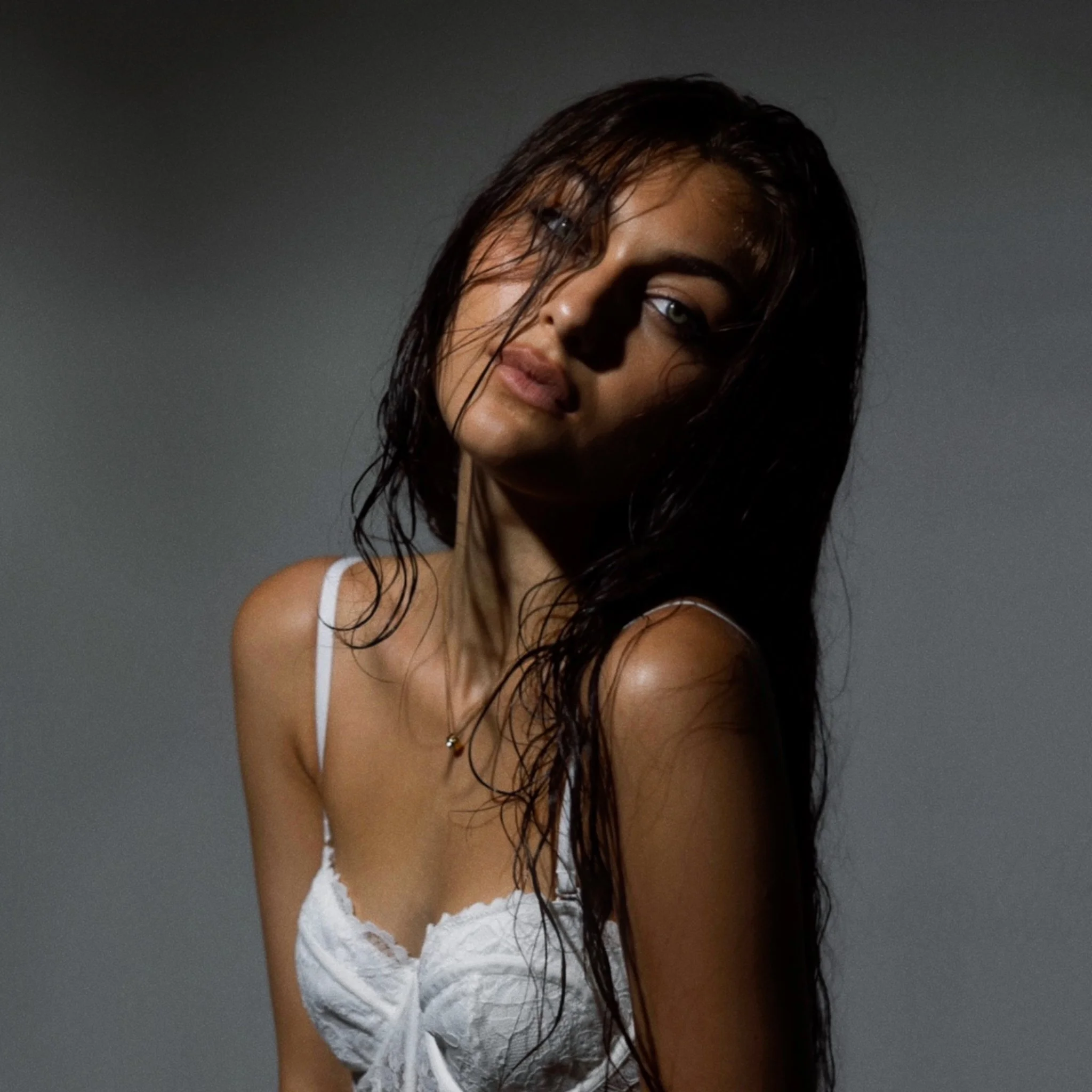 Julia Rizik’s “Till We Die" is the Ultimate Soundtrack for Dreamers
