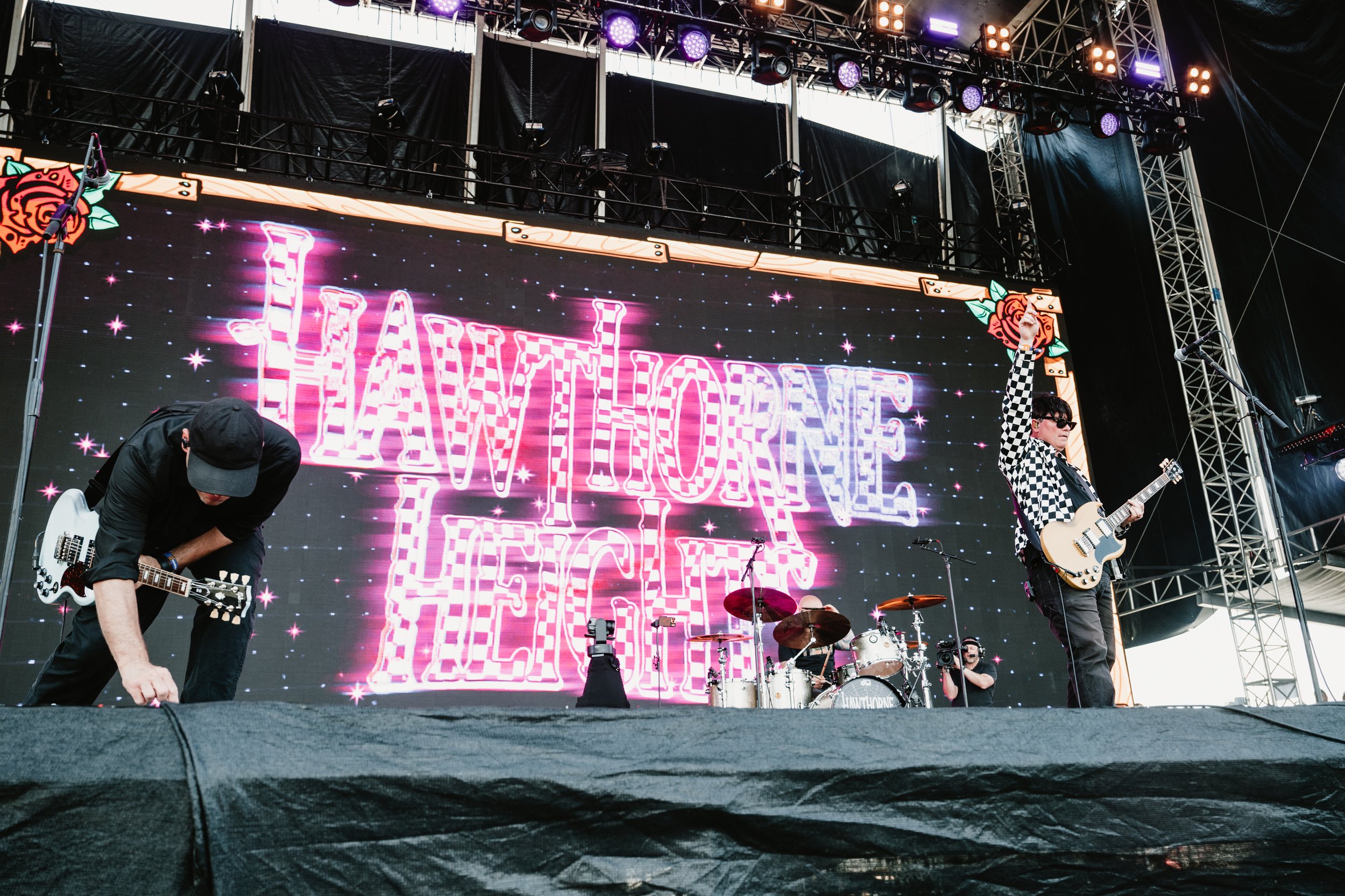 Hawethorne Heights Warped DC heather rival-12.jpg