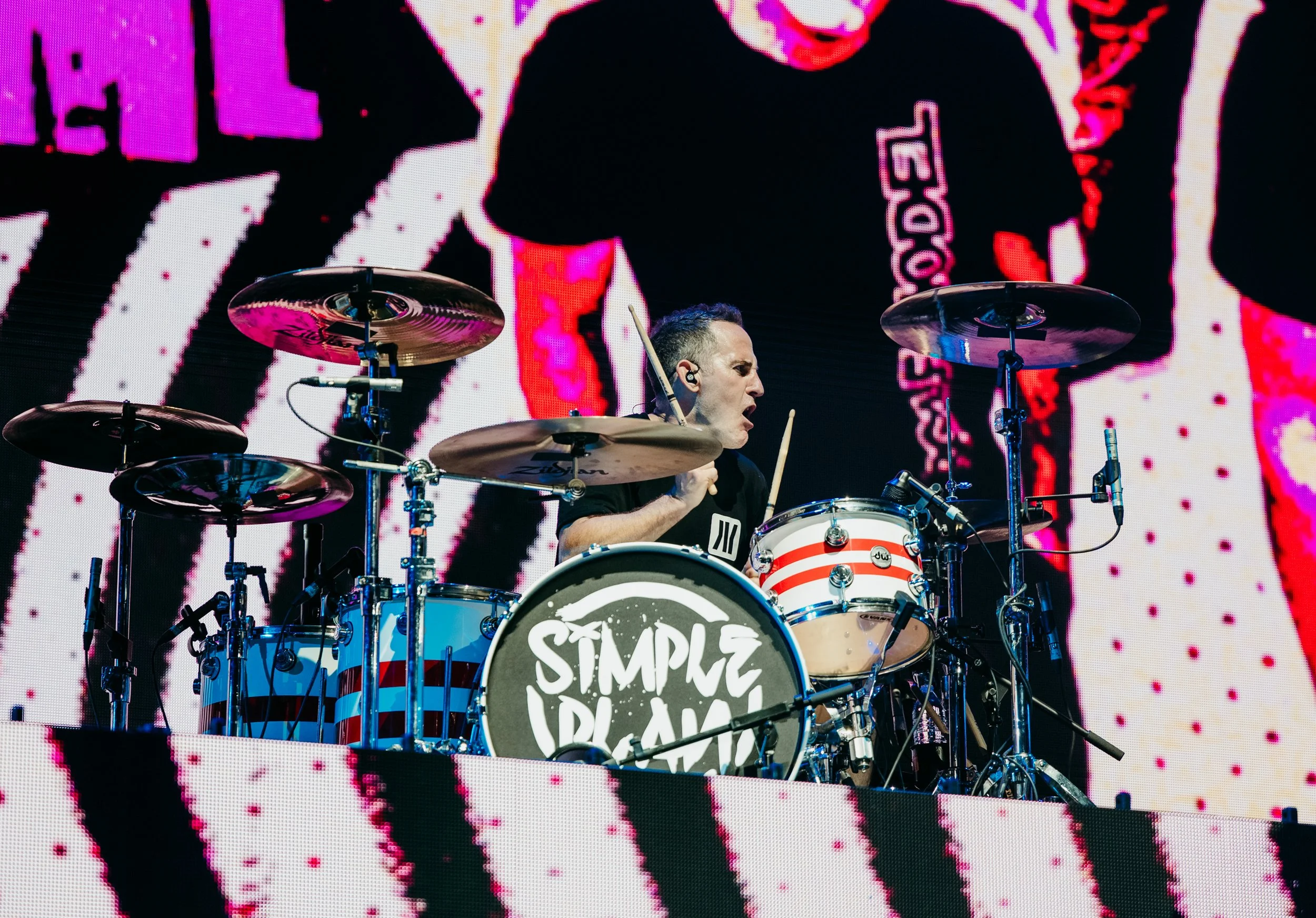 WTLB Simple Plan-09.jpg