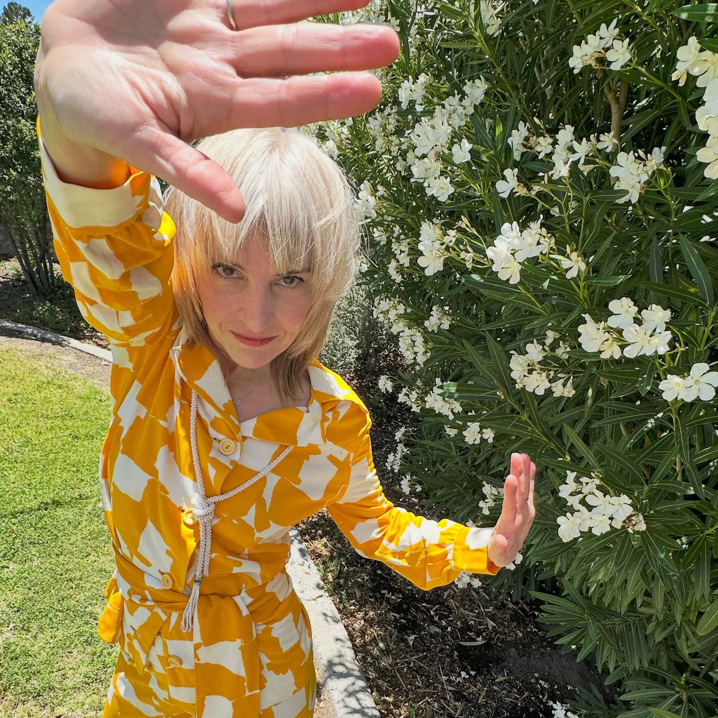INTERVIEW: Elaine Walker Builds an Alien Musical Universe in “MACROCHIP”