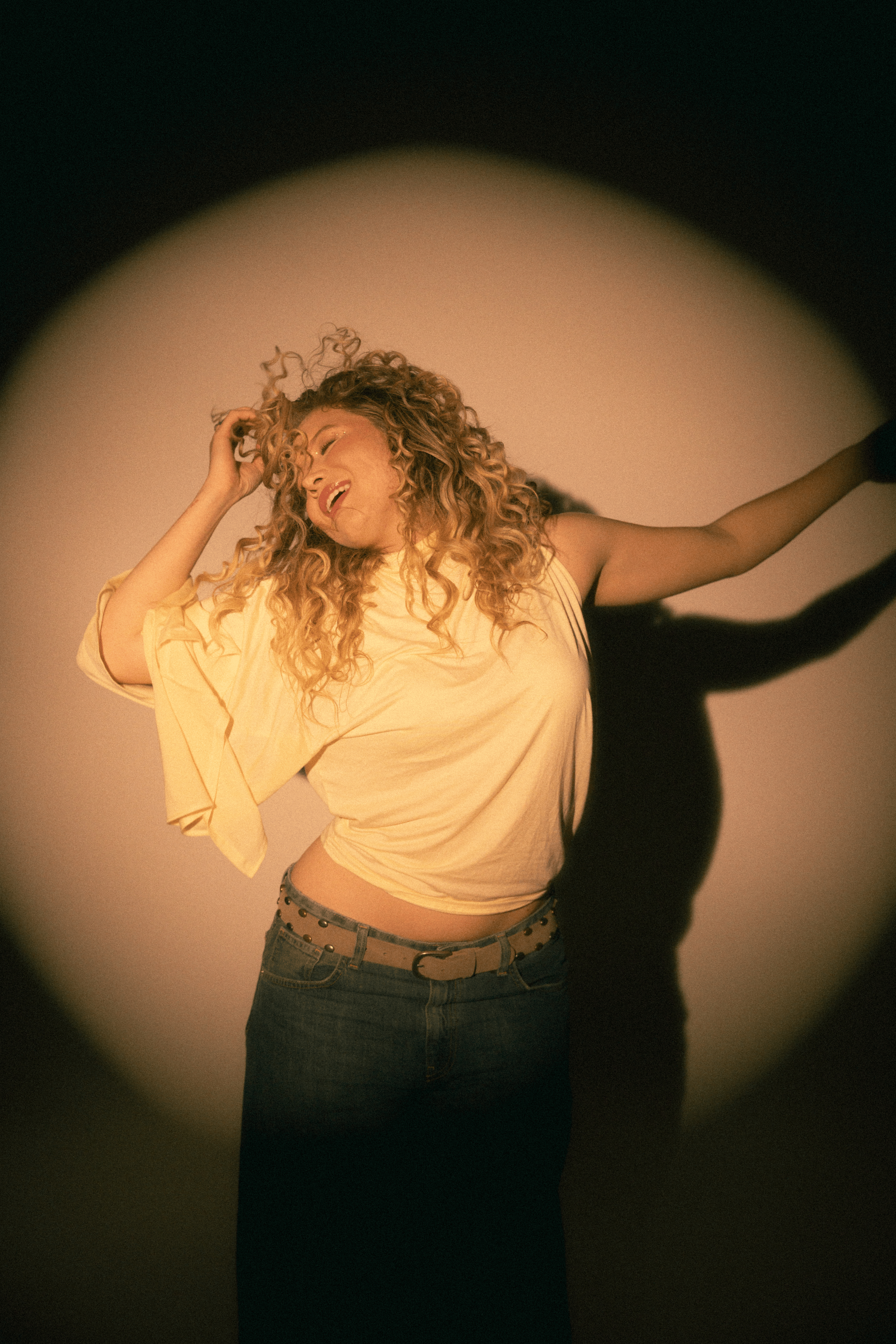 Choosing to Stay Without Losing Yourself in “riendas” by TERE