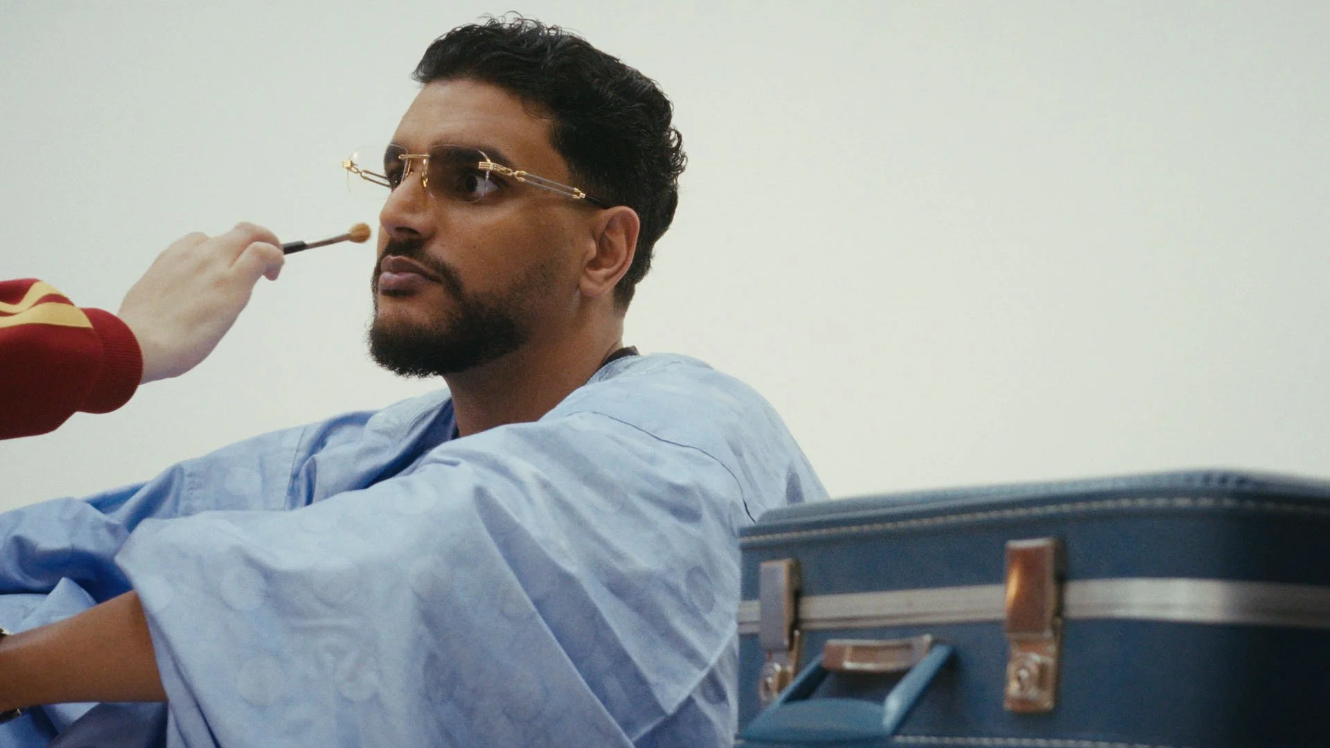 04 - MASKEY - EDIT 06_00_24_22_02.jpg