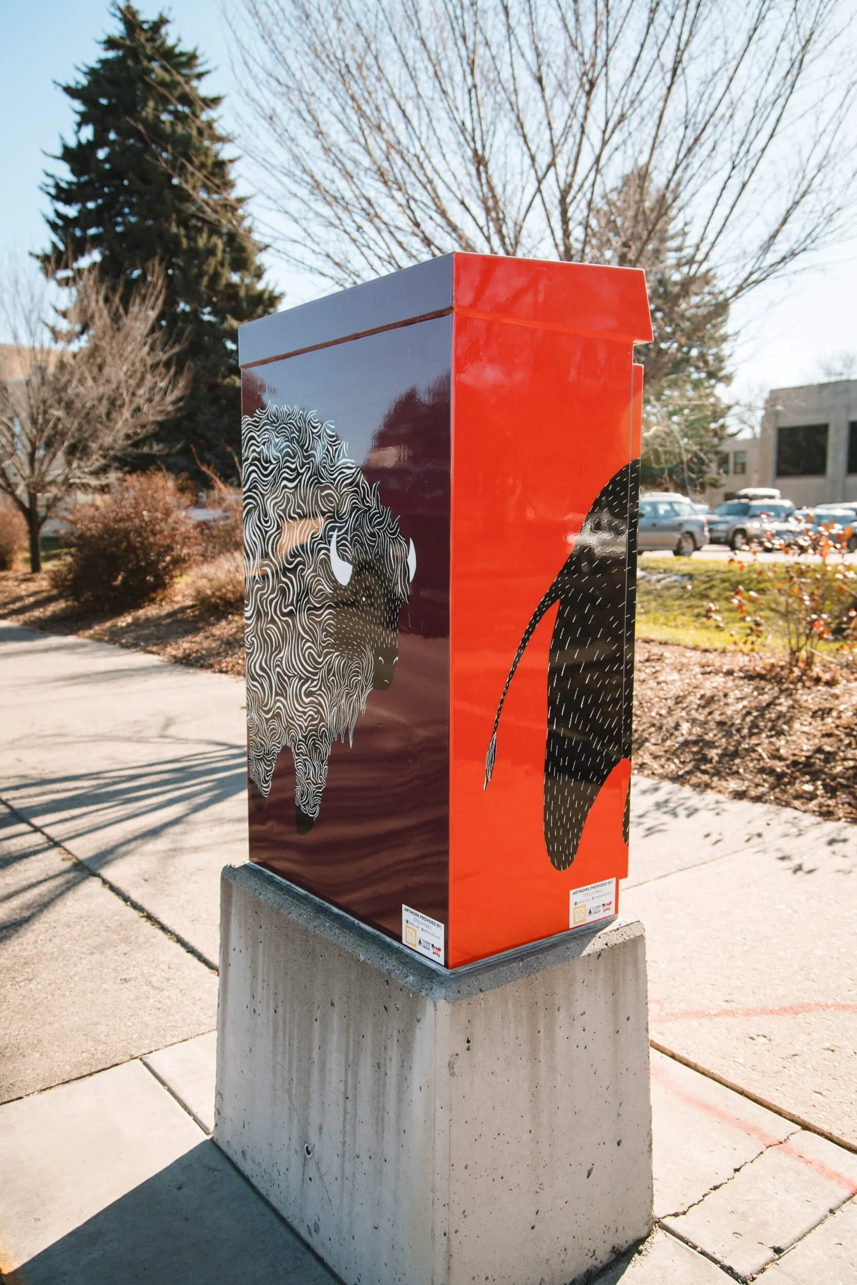 TrafficSignalCabinet_DowntownBozeman_StellaNail.jpg