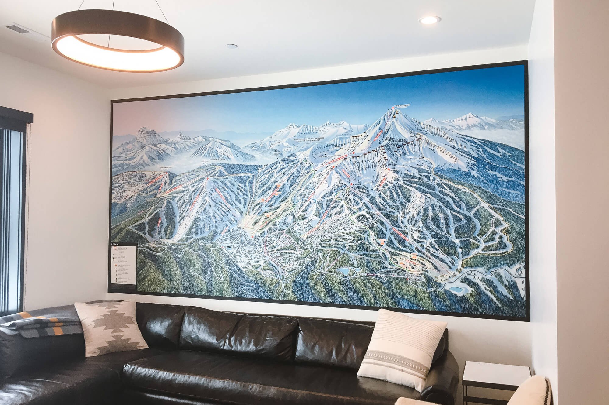 Decorate Your Home with Customizable Wall Wraps