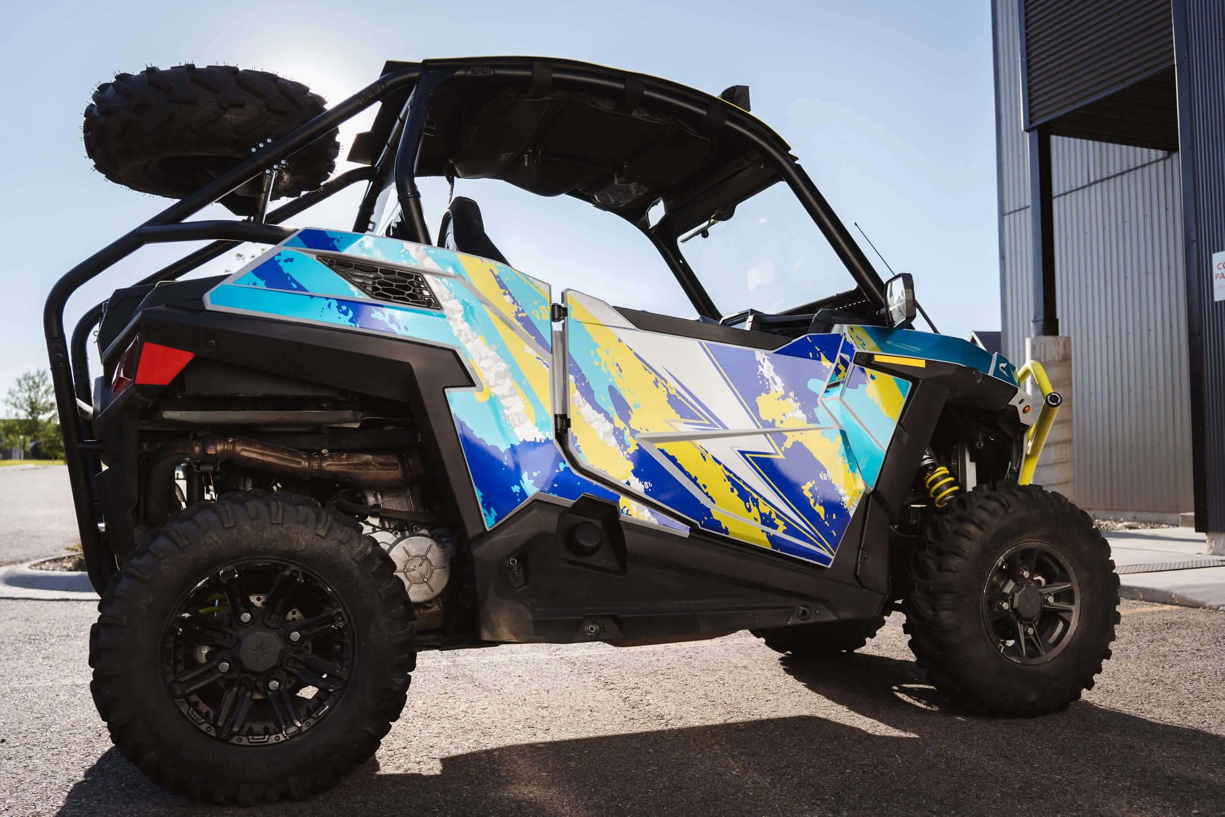 Polaris_UTV_MetallicWrap_RightSide.jpg