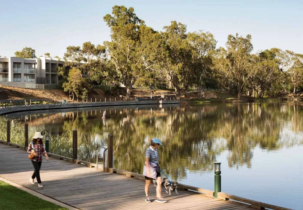 Discover Lake side living